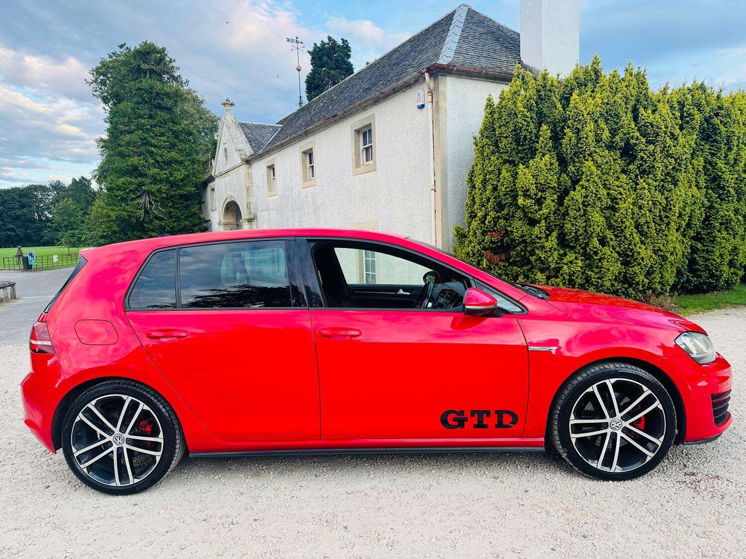 2016 VOLKSWAGEN GOLF 2016 VOLKSWAGEN GOLF