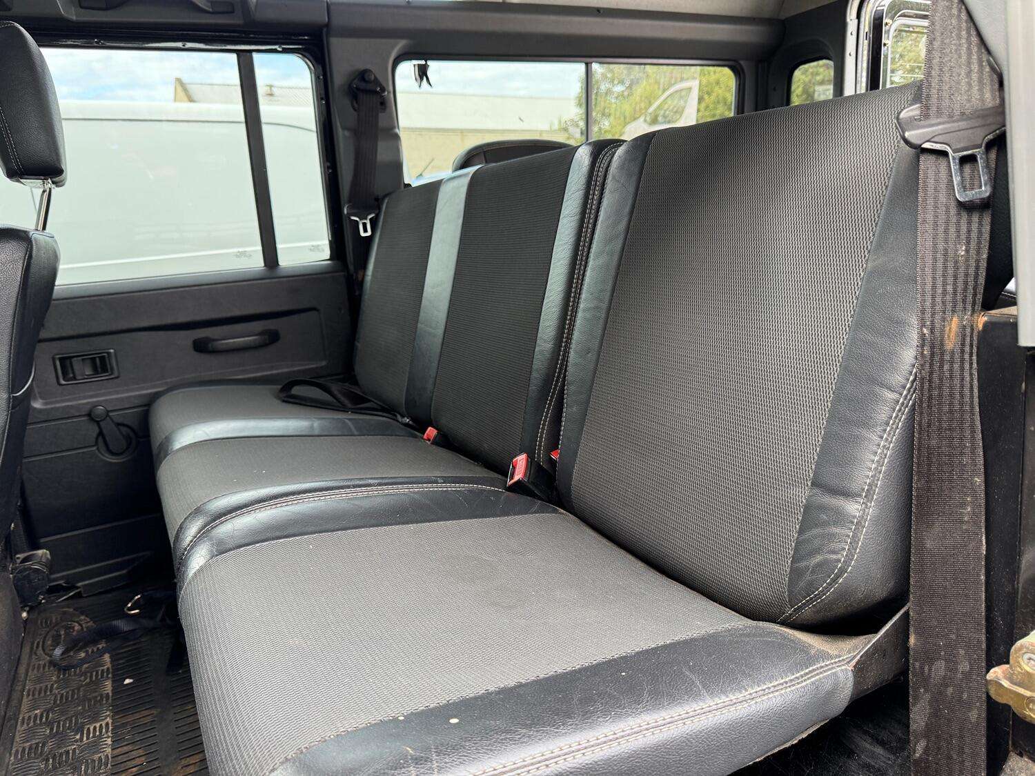 2006 LAND ROVER DEFENDER 110 2006 LAND ROVER DEFENDER 110