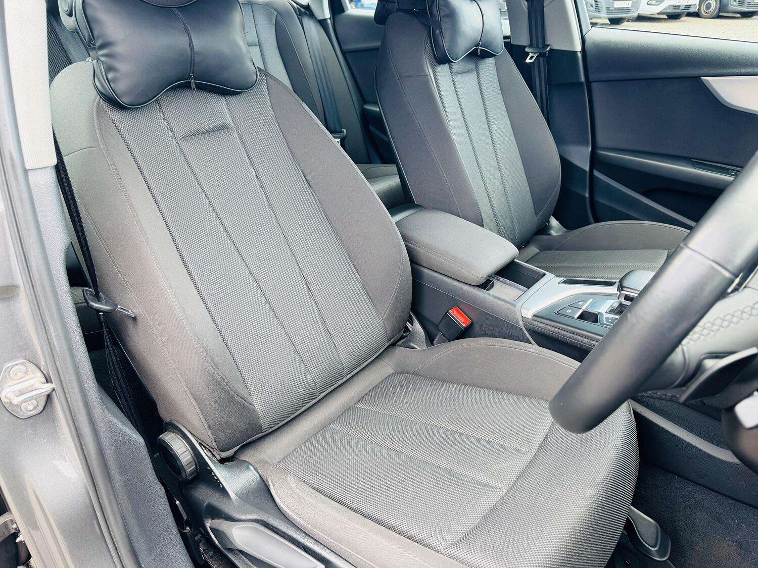 2022 AUDI A4 2022 AUDI A4