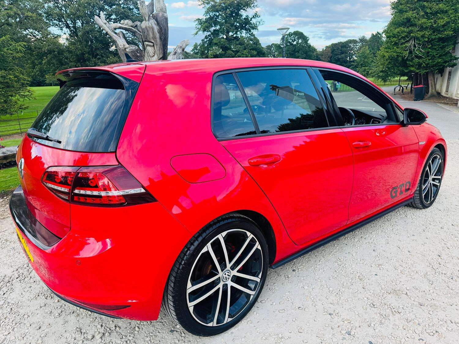 2016 VOLKSWAGEN GOLF 2016 VOLKSWAGEN GOLF