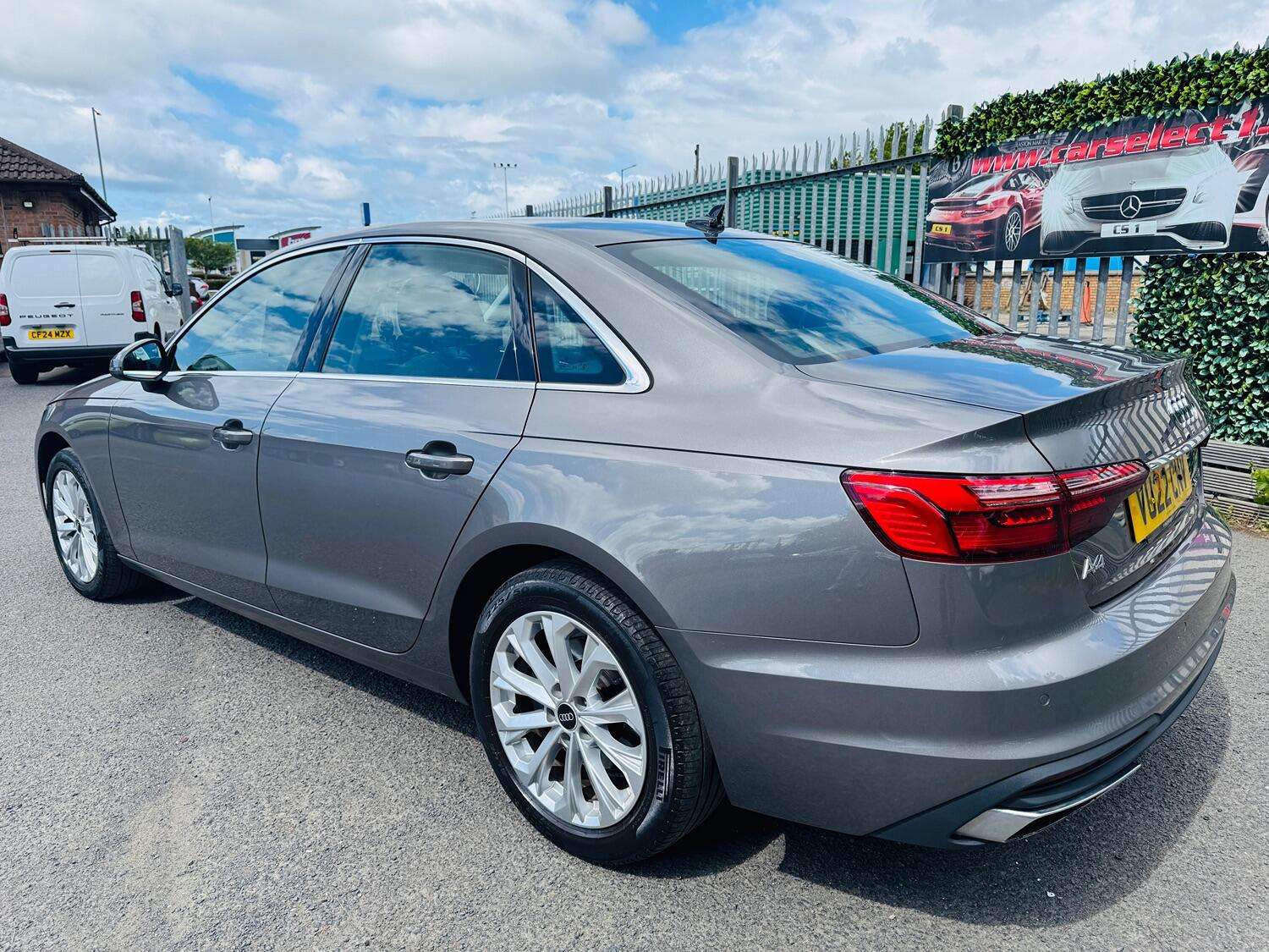2022 AUDI A4 2022 AUDI A4