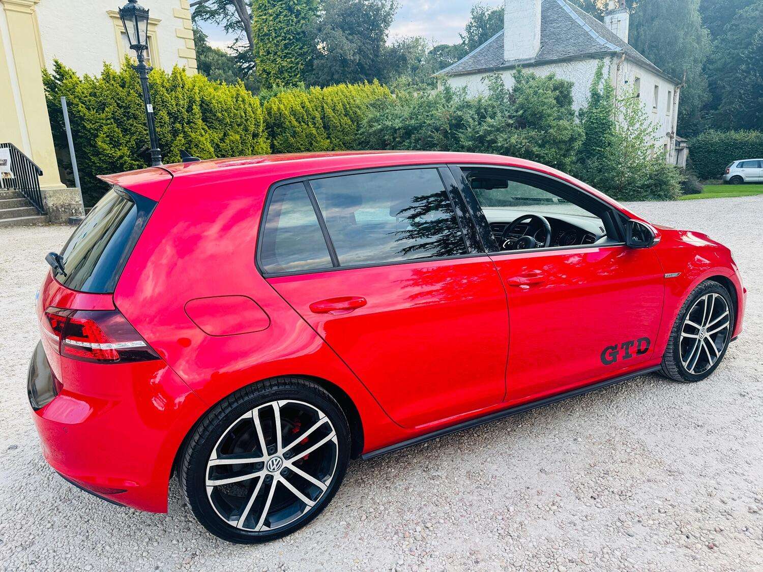 2016 VOLKSWAGEN GOLF 2016 VOLKSWAGEN GOLF