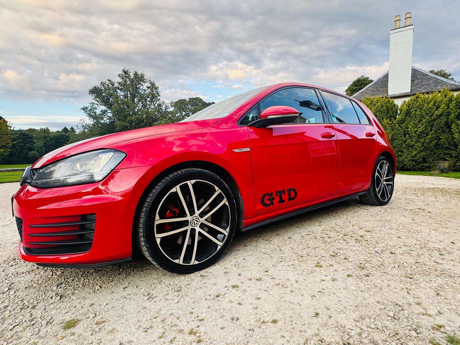 2016 VOLKSWAGEN GOLF 2016 VOLKSWAGEN GOLF