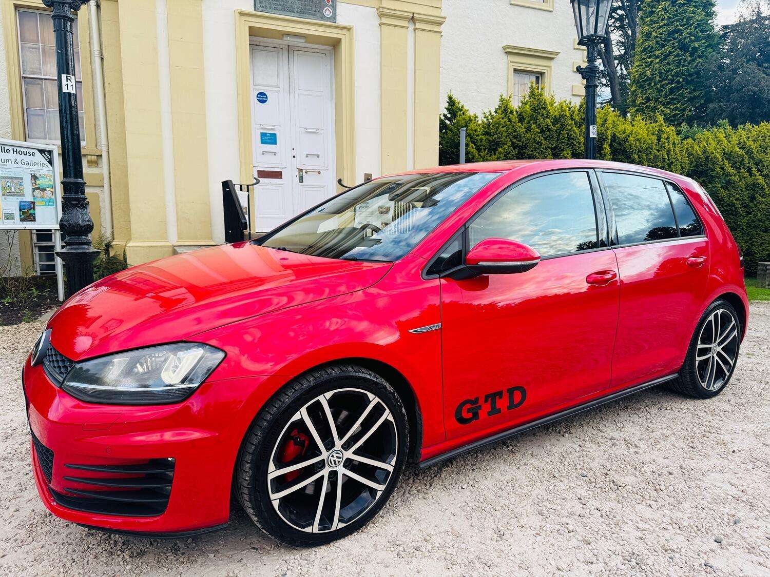 2016 VOLKSWAGEN GOLF 2016 VOLKSWAGEN GOLF