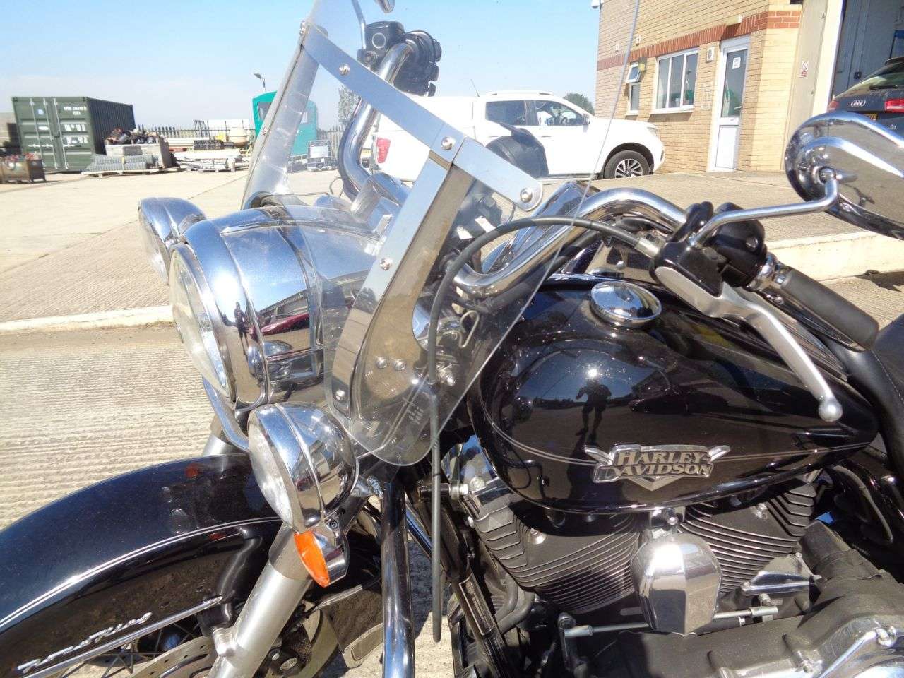 2013 HARLEY-DAVIDSON ROAD KING 2013 HARLEY-DAVIDSON ROAD KING