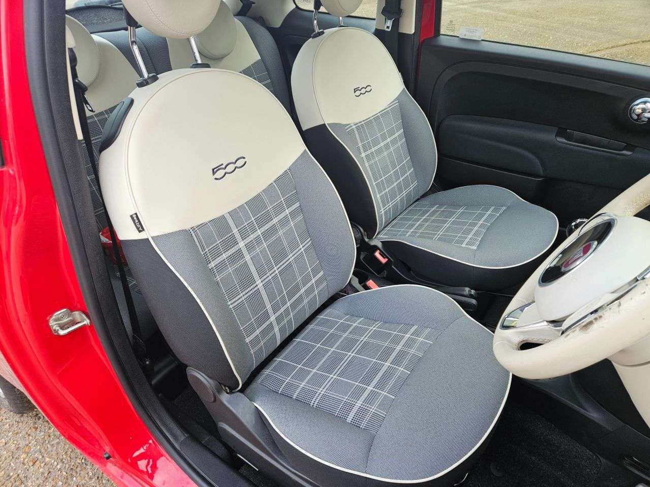 2018 FIAT 500 2018 FIAT 500