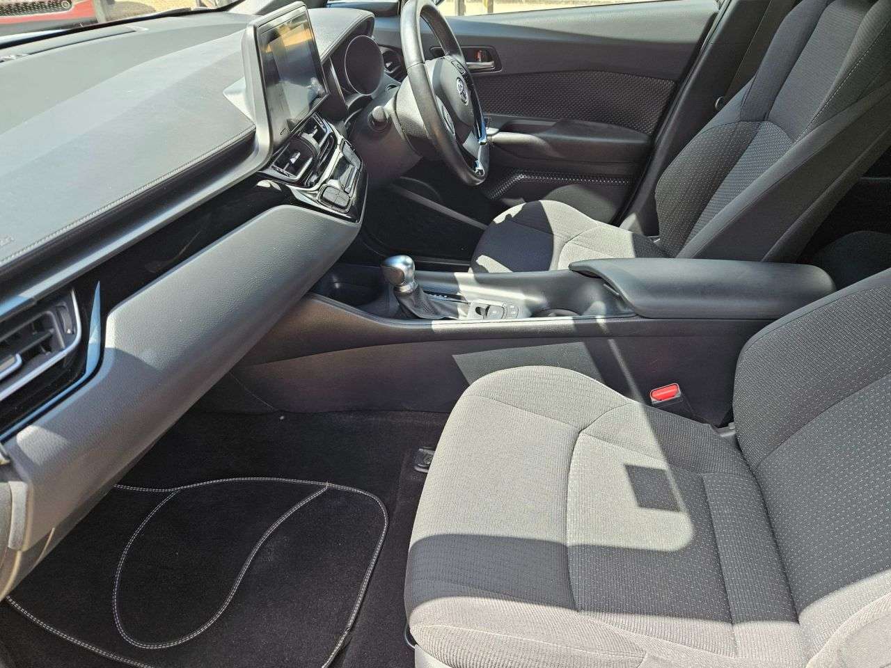 2019 TOYOTA C-HR 2019 TOYOTA C-HR