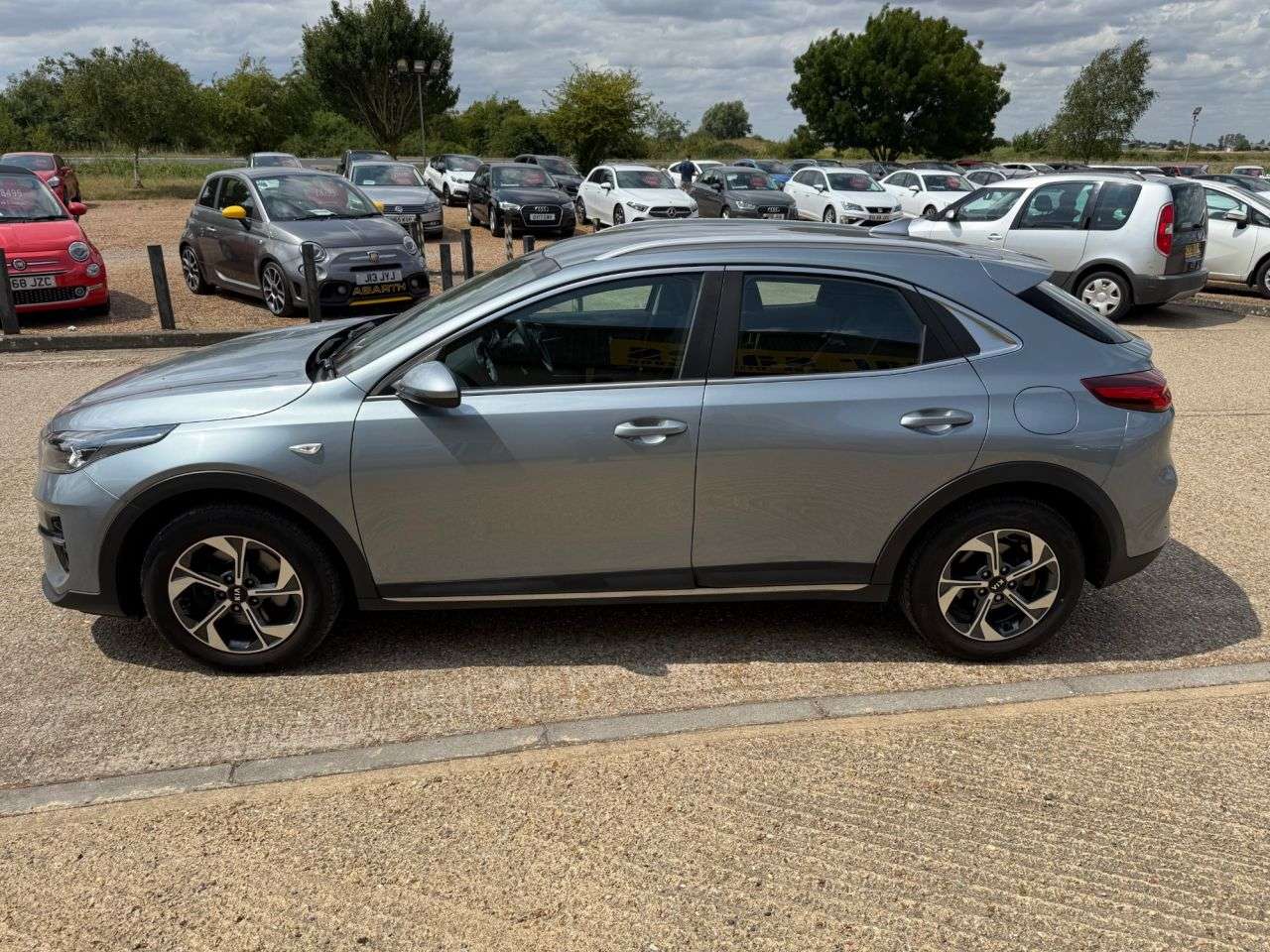 2020 KIA XCEED 2020 KIA XCEED