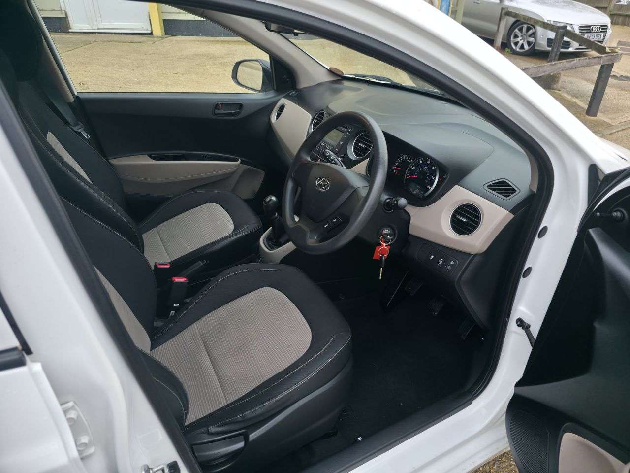 2015 HYUNDAI I10 2015 HYUNDAI I10