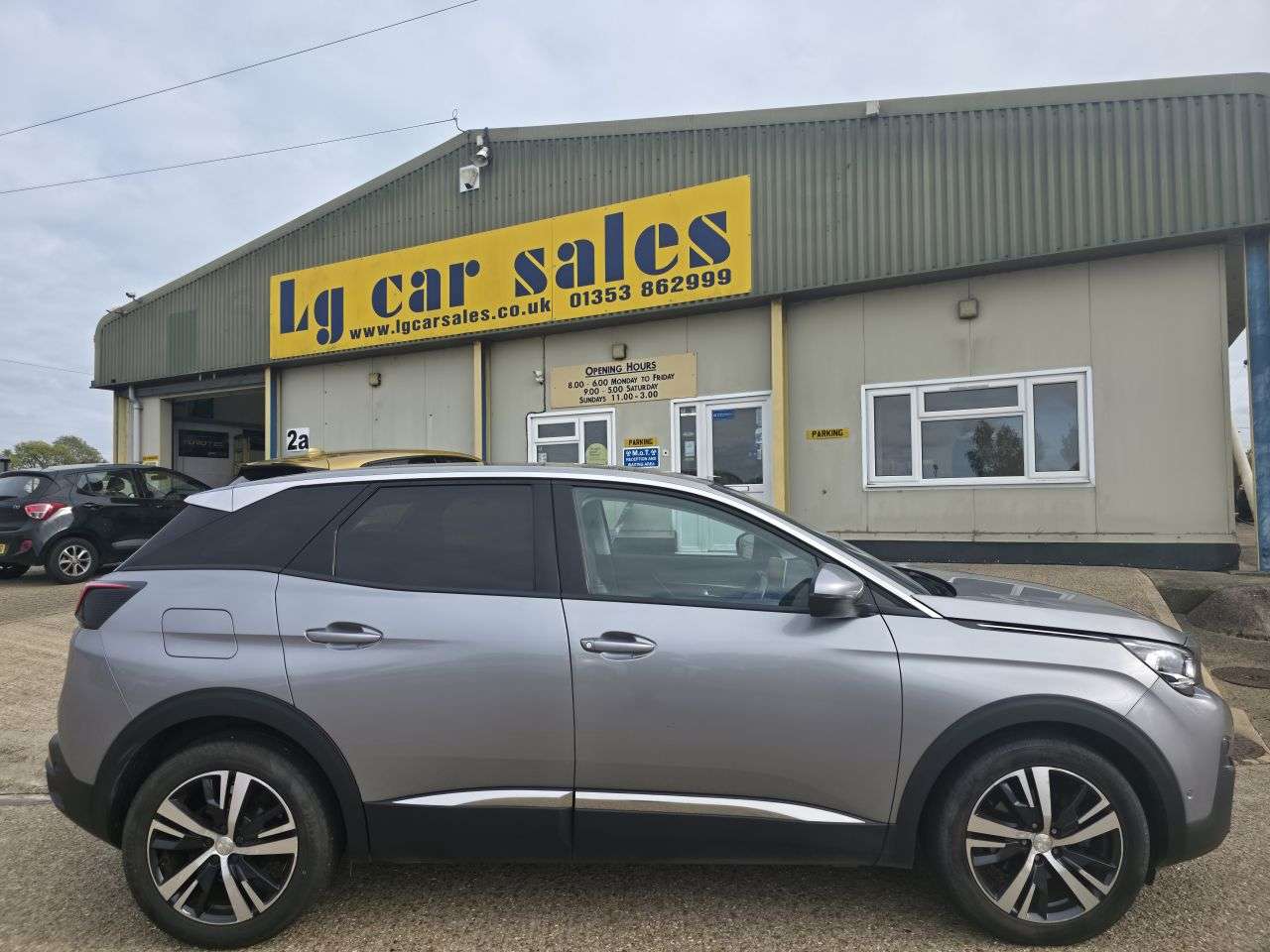 2017 PEUGEOT 3008 2017 PEUGEOT 3008