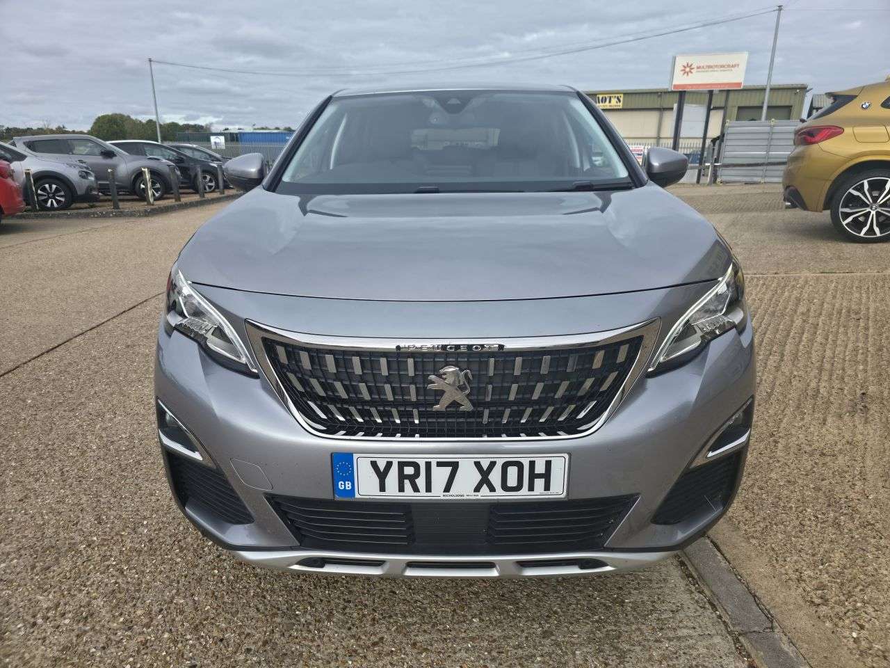 2017 PEUGEOT 3008 2017 PEUGEOT 3008
