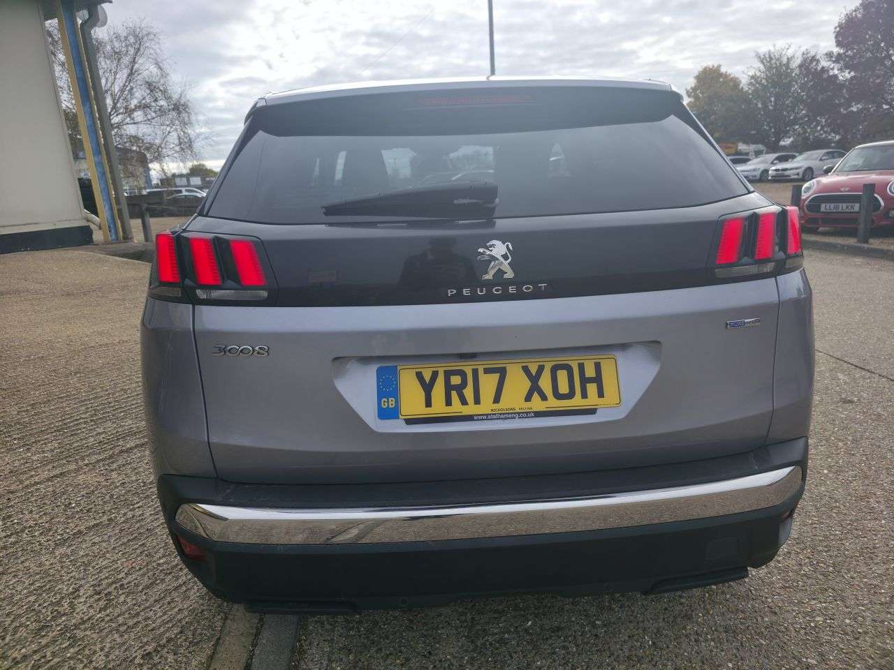 2017 PEUGEOT 3008 2017 PEUGEOT 3008