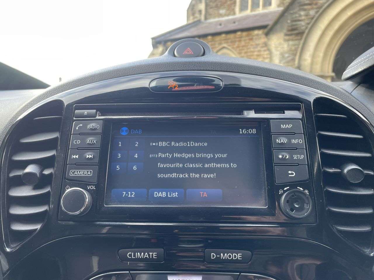 2016 NISSAN JUKE 2016 NISSAN JUKE