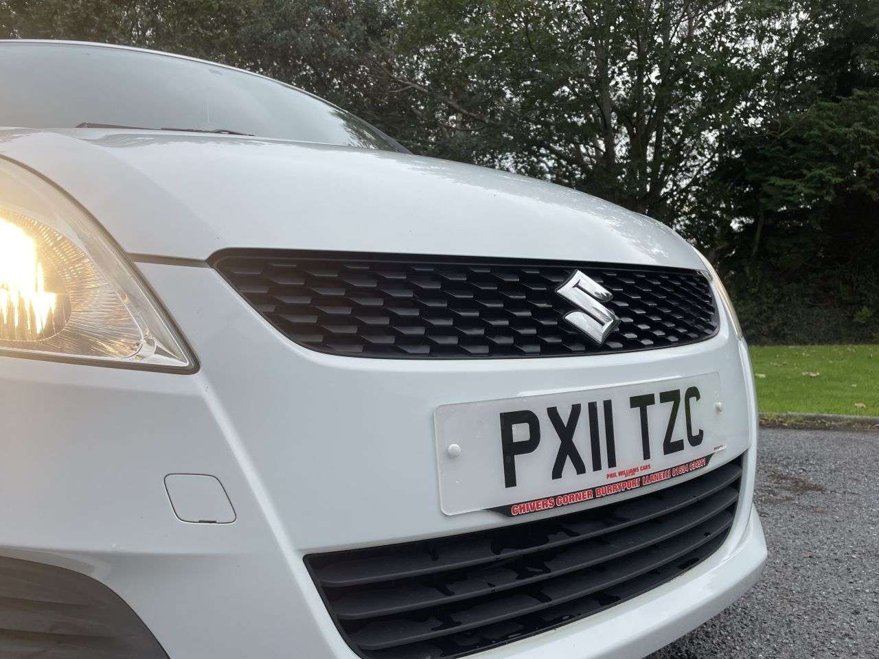 2011 SUZUKI SWIFT 2011 SUZUKI SWIFT