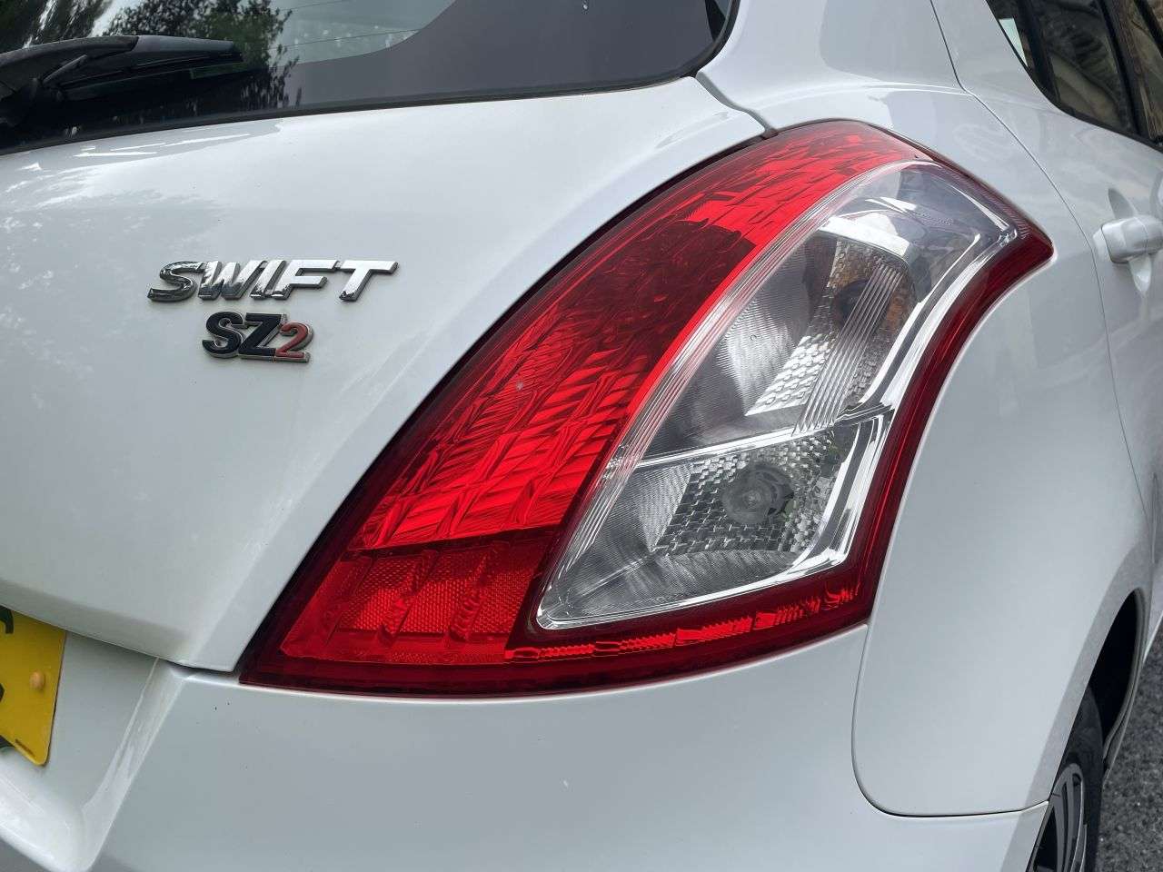 2011 SUZUKI SWIFT 2011 SUZUKI SWIFT