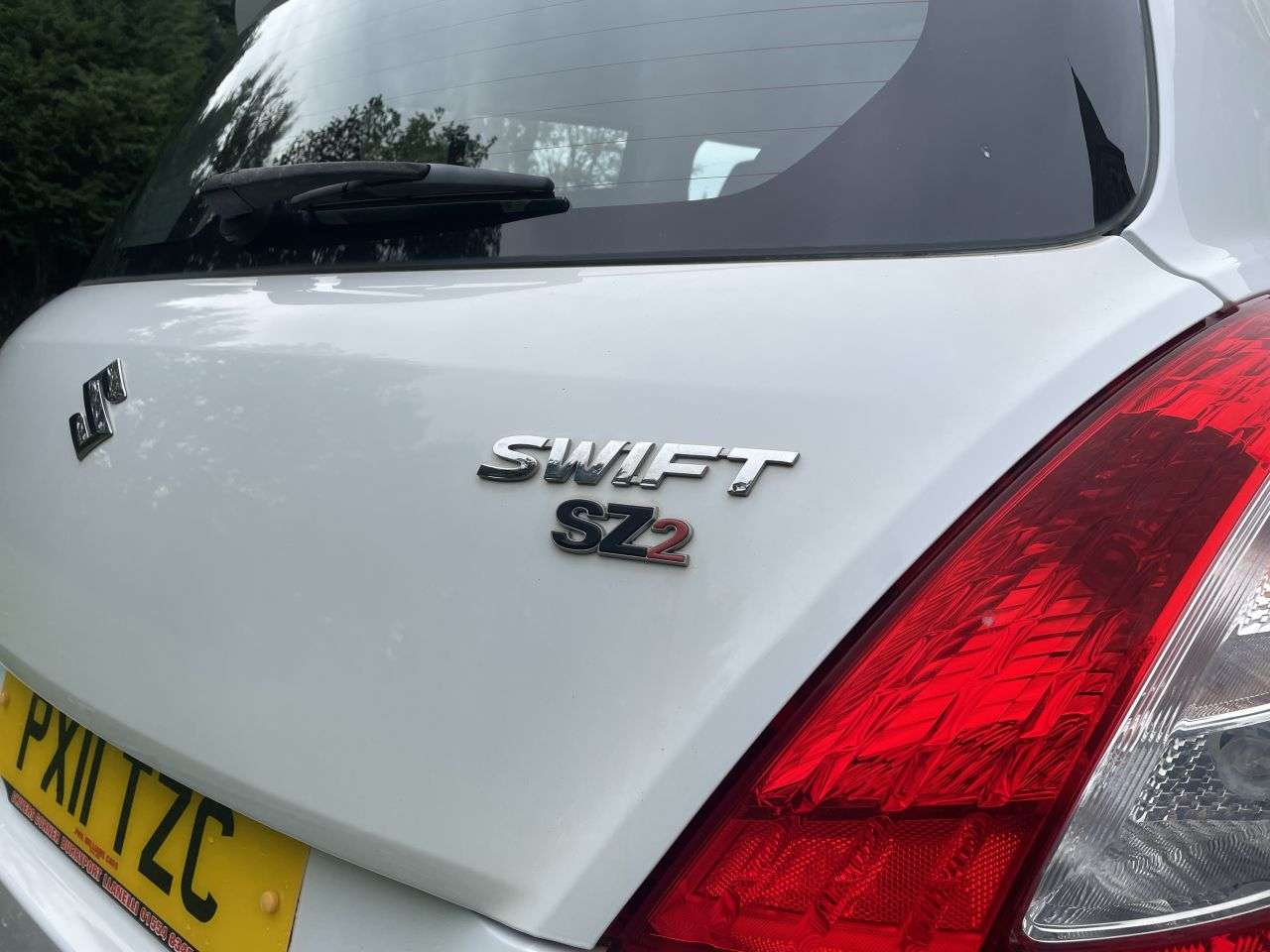 2011 SUZUKI SWIFT 2011 SUZUKI SWIFT