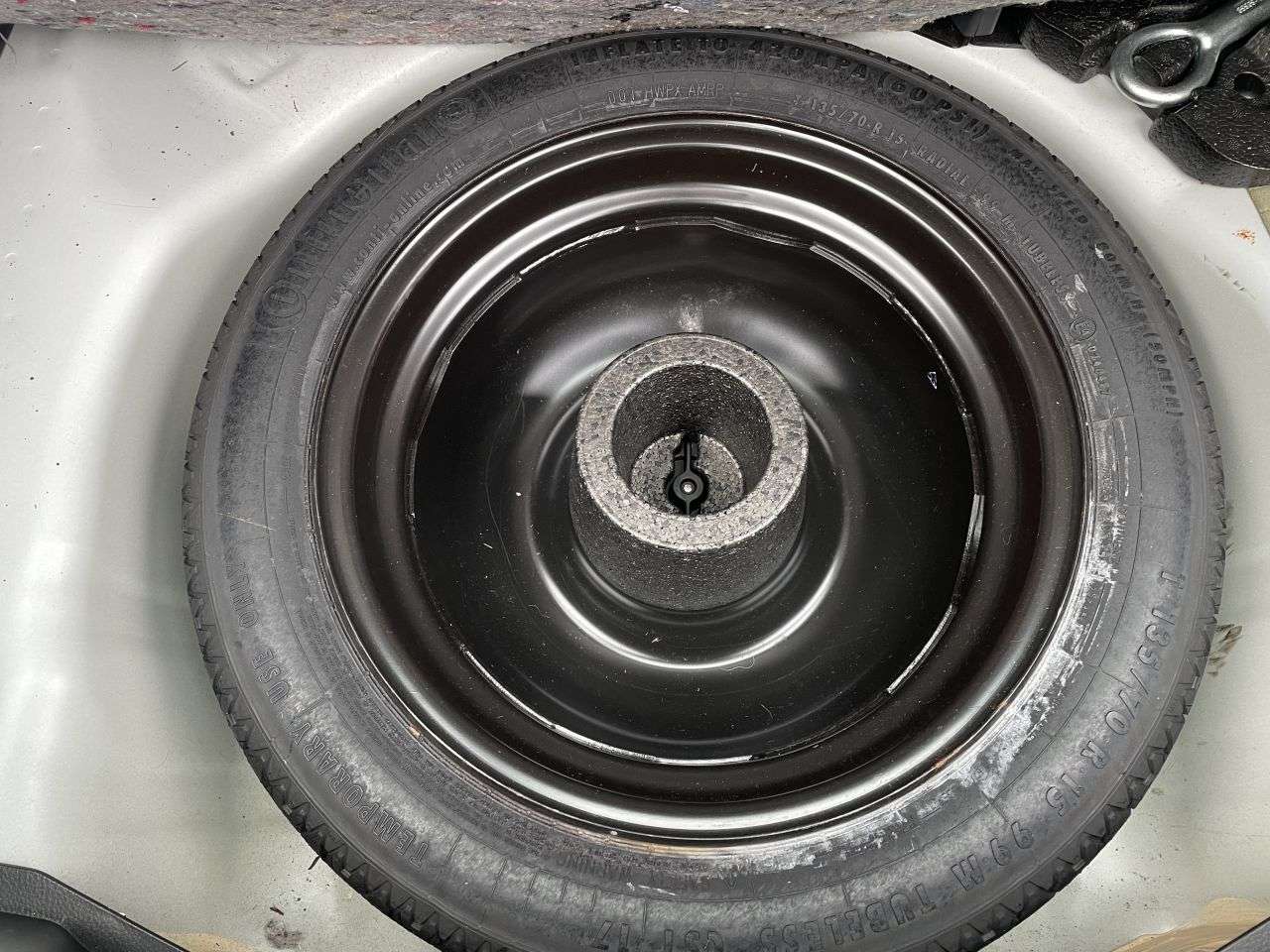 2011 SUZUKI SWIFT 2011 SUZUKI SWIFT