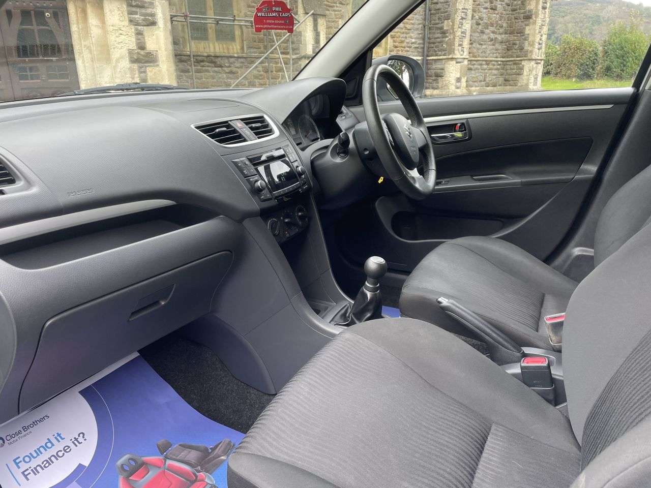 2011 SUZUKI SWIFT 2011 SUZUKI SWIFT
