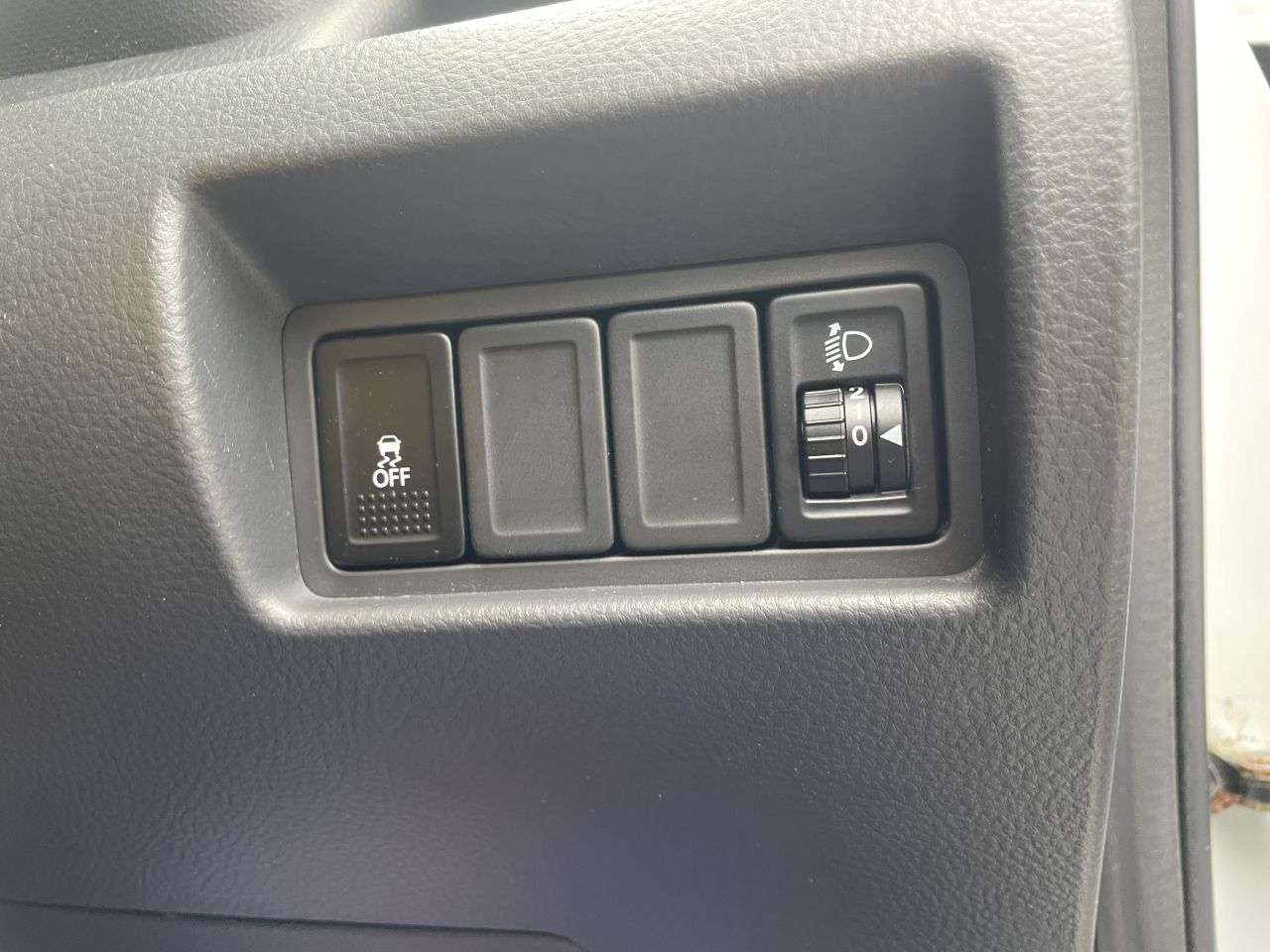 2011 SUZUKI SWIFT 2011 SUZUKI SWIFT