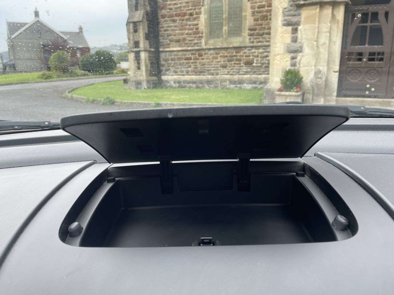 2011 SUZUKI SWIFT 2011 SUZUKI SWIFT