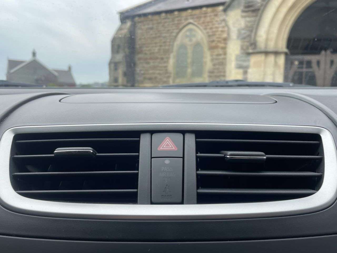 2011 SUZUKI SWIFT 2011 SUZUKI SWIFT