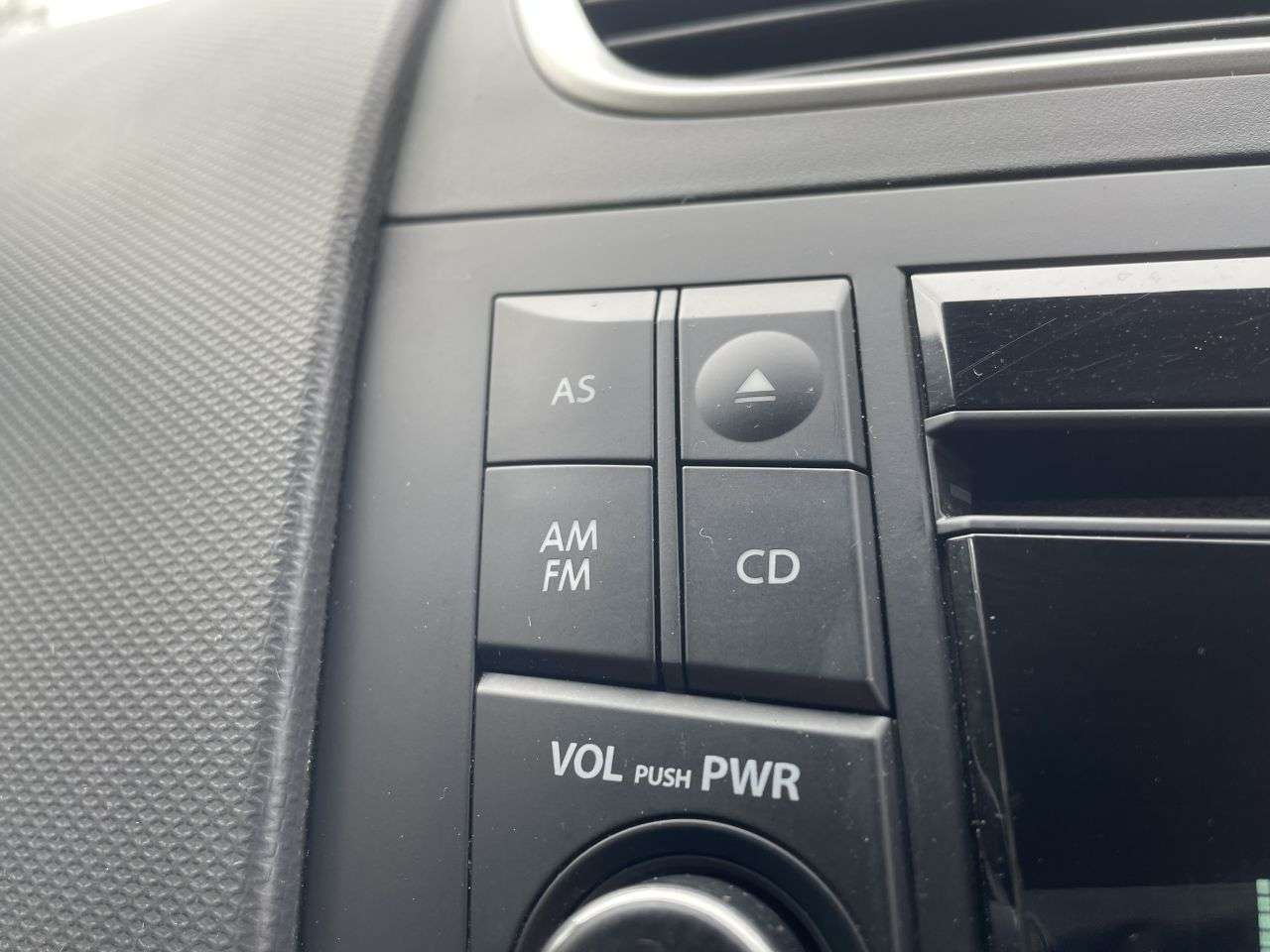 2011 SUZUKI SWIFT 2011 SUZUKI SWIFT