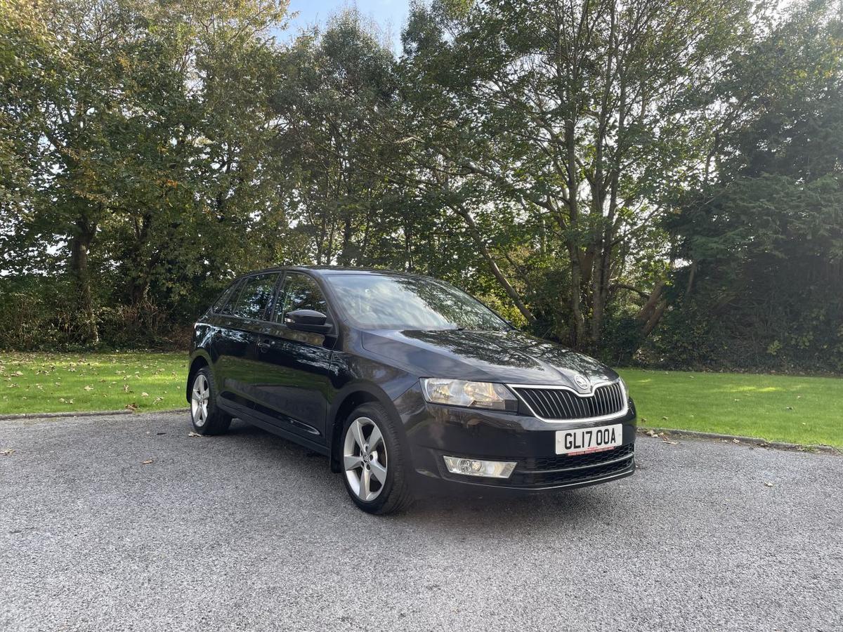 Check out this Skoda Rapid 2017 Petrol Manual