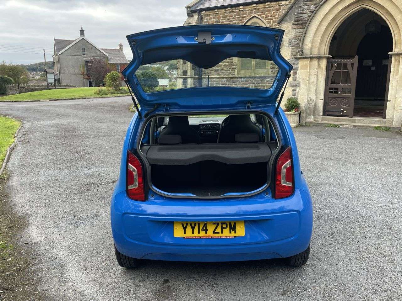 2014 VOLKSWAGEN UP! 2014 VOLKSWAGEN UP!