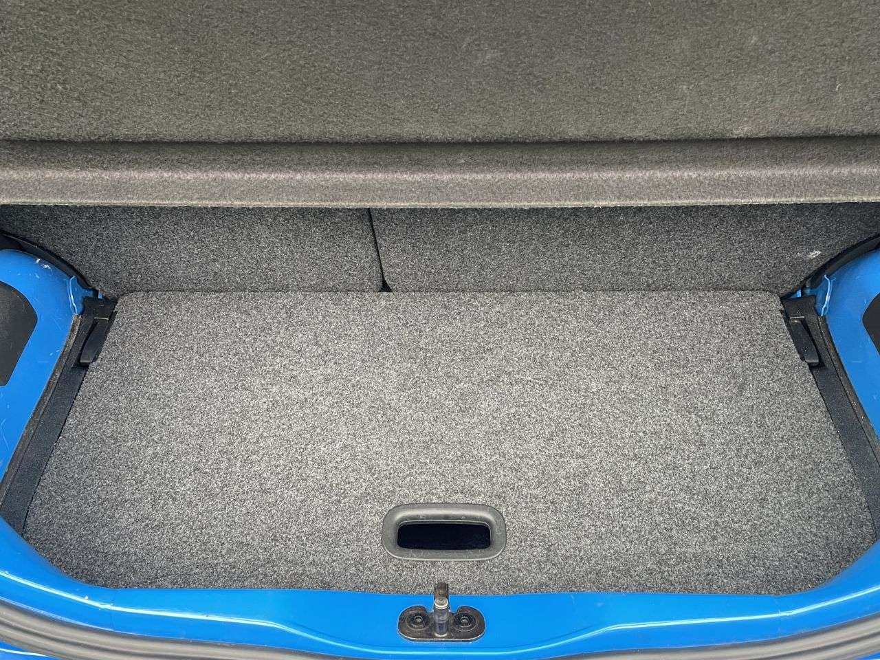 2014 VOLKSWAGEN UP! 2014 VOLKSWAGEN UP!