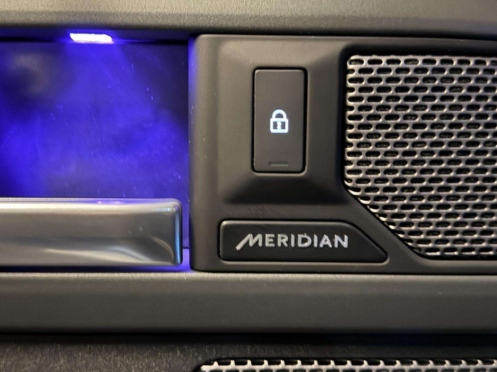 2024 LAND ROVER DEFENDER 110 2024 LAND ROVER DEFENDER 110