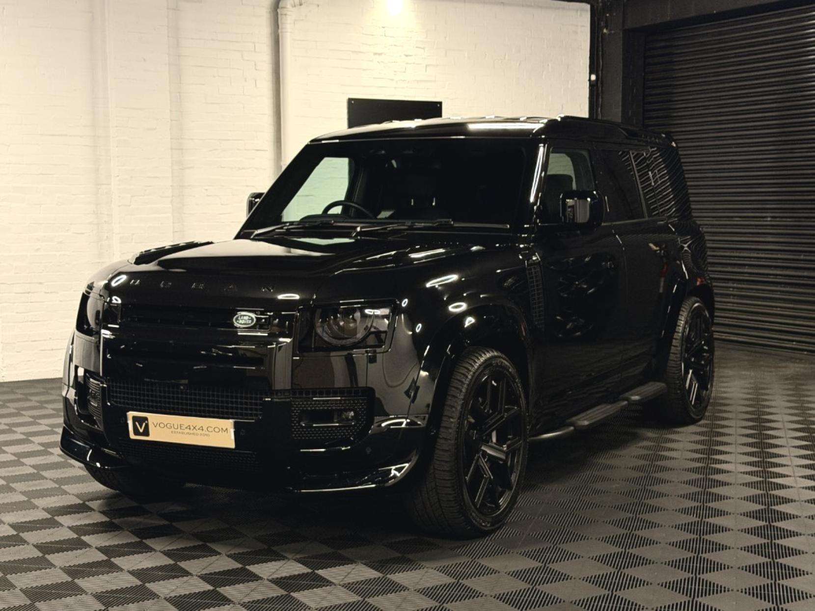 2024 LAND ROVER DEFENDER 110 2024 LAND ROVER DEFENDER 110