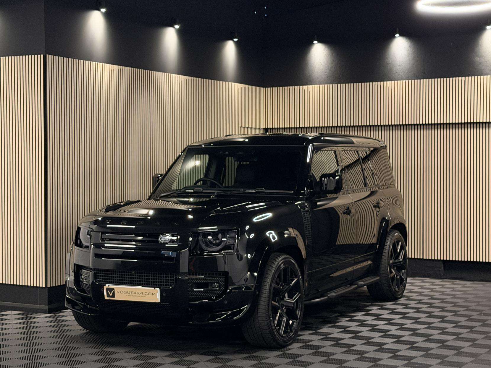 2024 LAND ROVER DEFENDER 110 2024 LAND ROVER DEFENDER 110