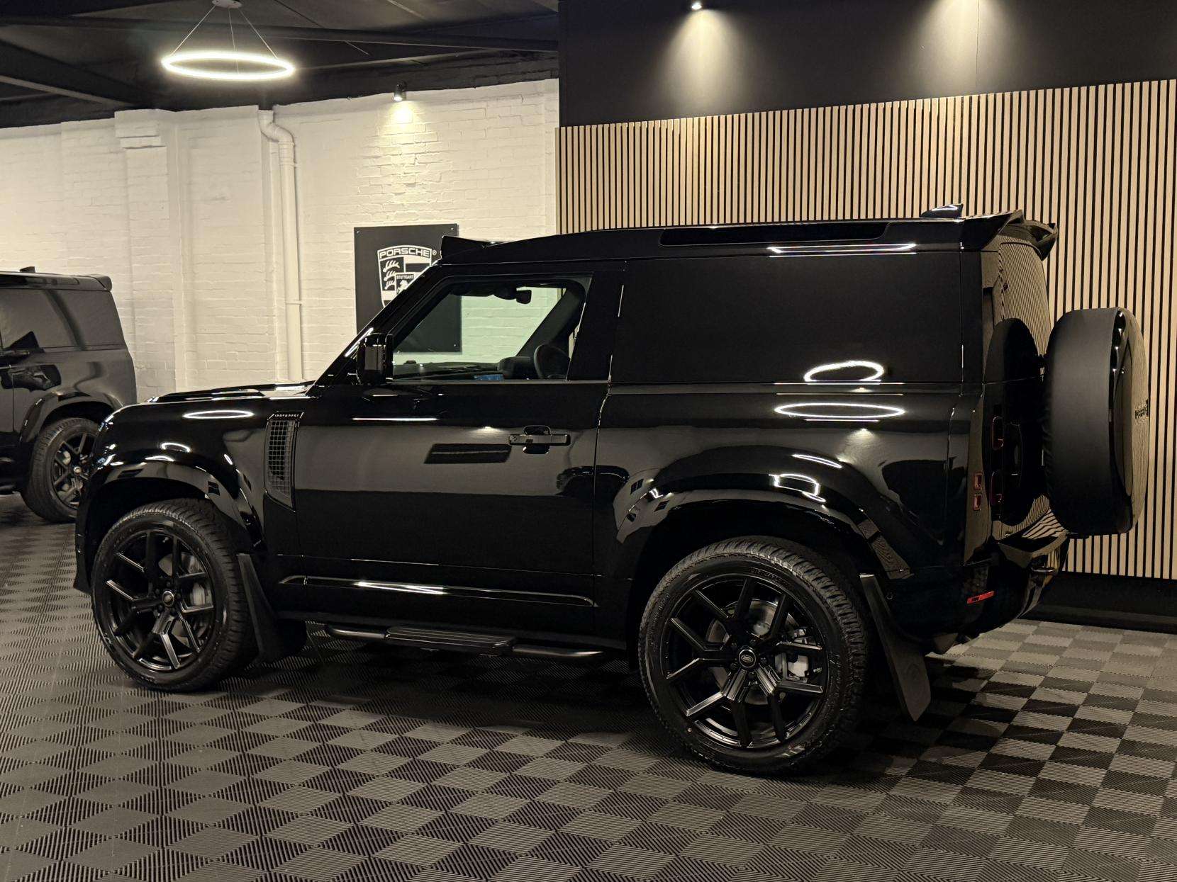 2025 LAND ROVER DEFENDER 90 2025 LAND ROVER DEFENDER 90