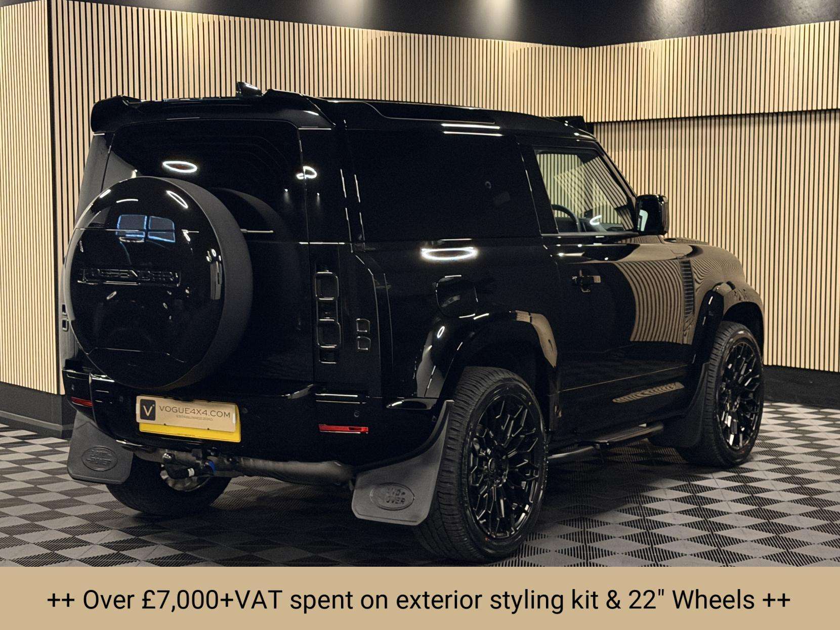 2025 LAND ROVER DEFENDER 90 2025 LAND ROVER DEFENDER 90