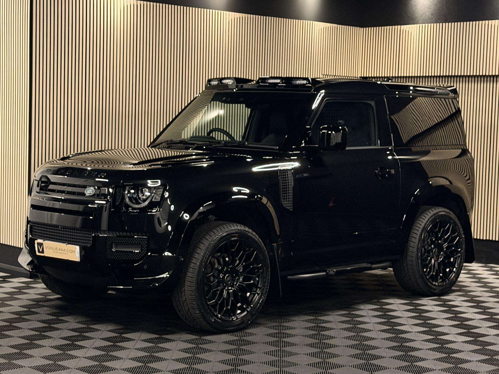 2025 LAND ROVER DEFENDER 90 2025 LAND ROVER DEFENDER 90