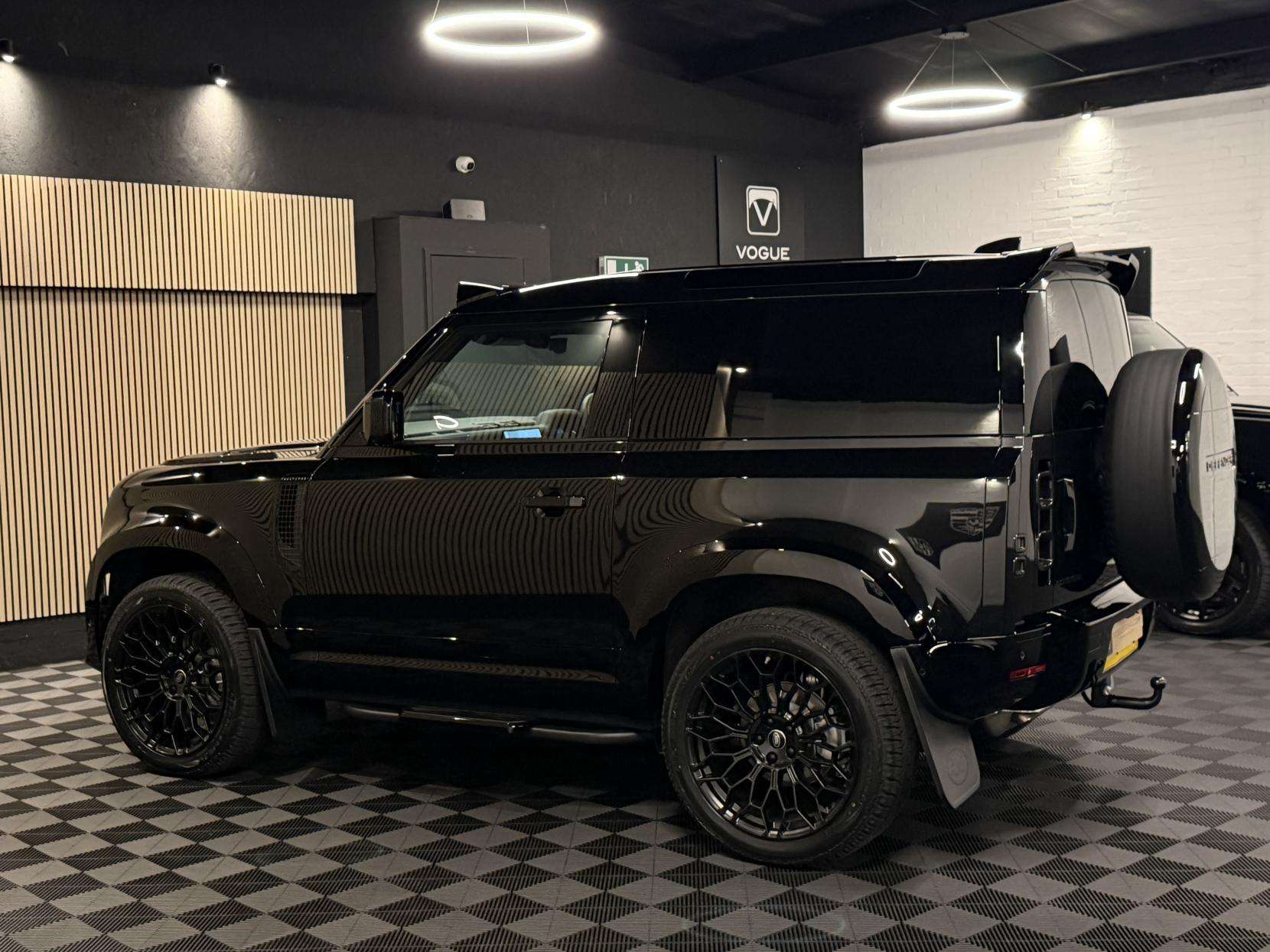 2025 LAND ROVER DEFENDER 90 2025 LAND ROVER DEFENDER 90