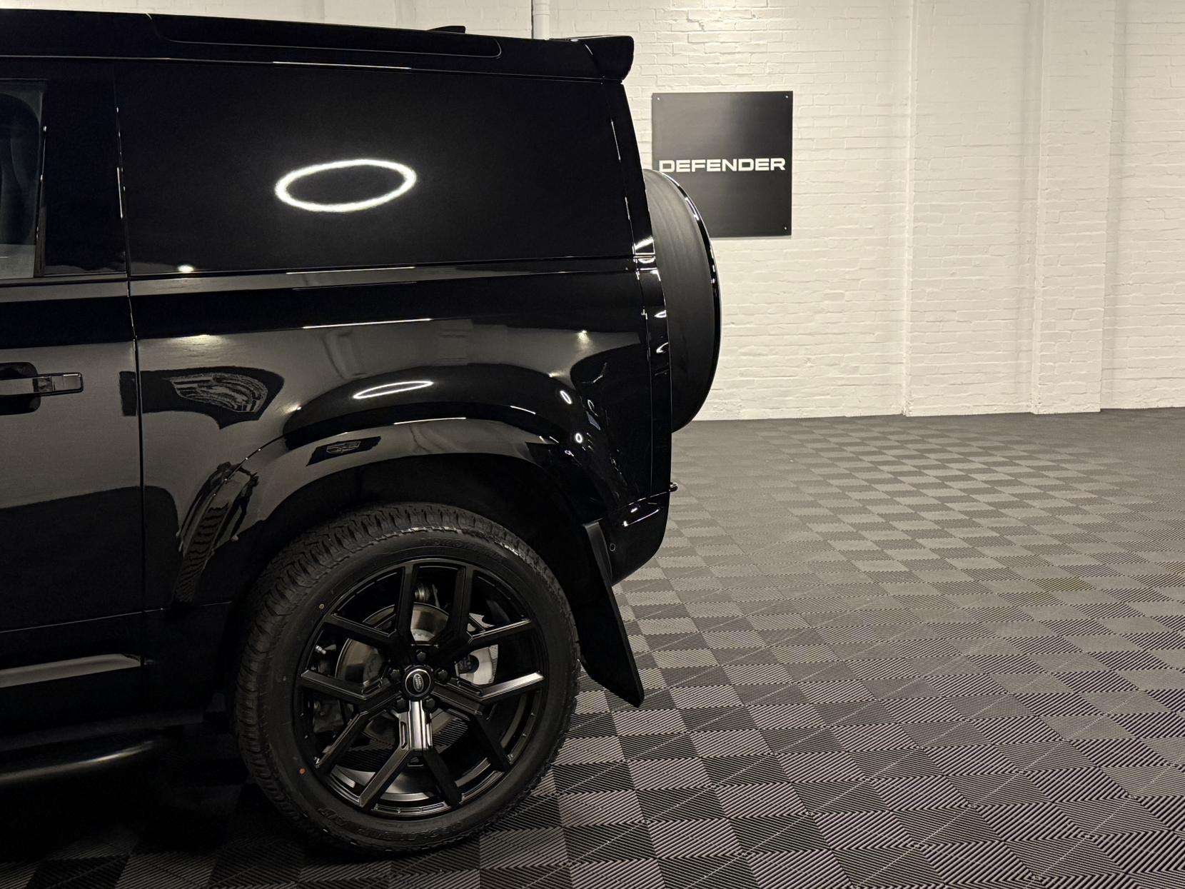 2025 LAND ROVER DEFENDER 90 2025 LAND ROVER DEFENDER 90