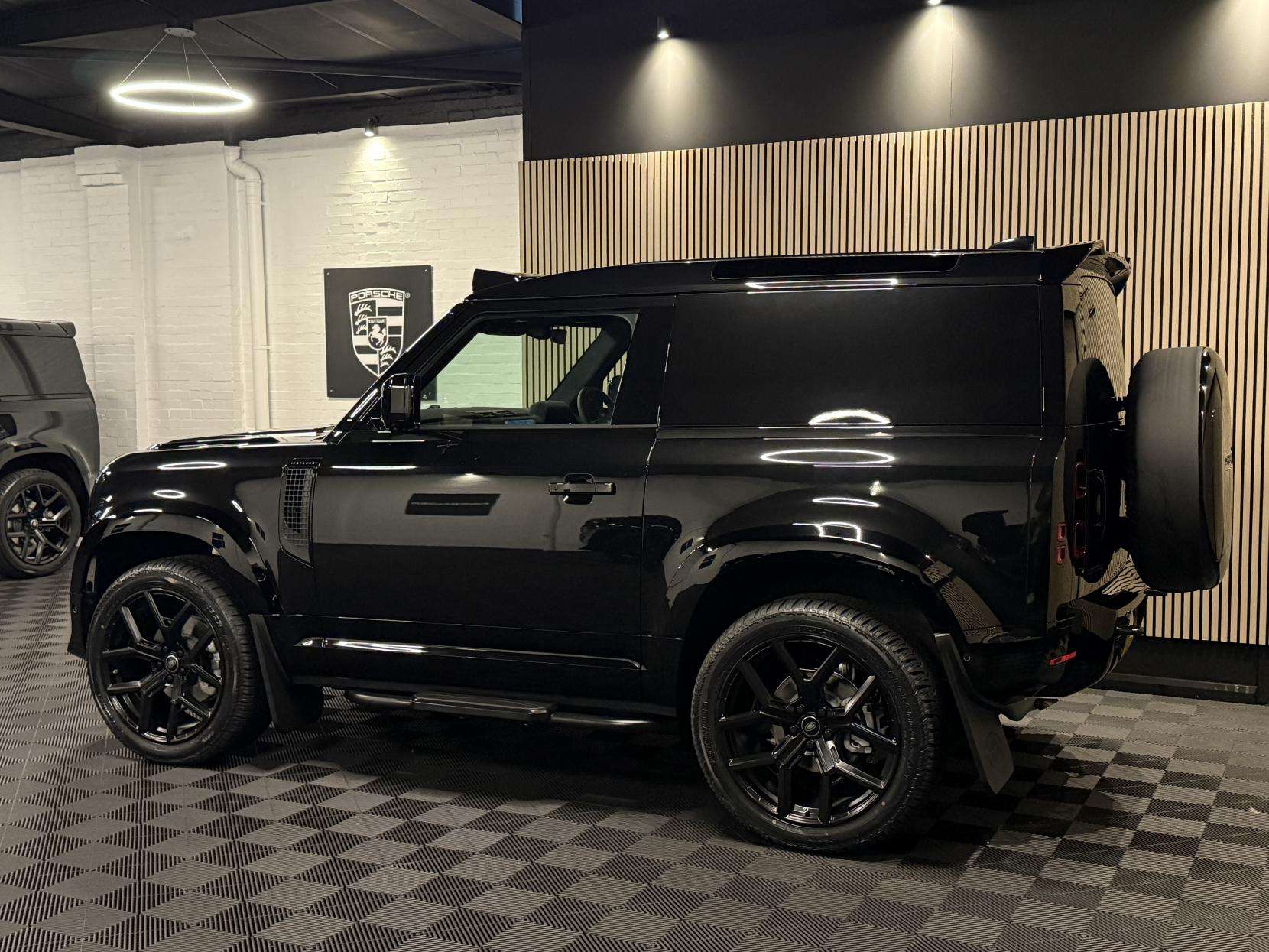 2025 LAND ROVER DEFENDER 90 2025 LAND ROVER DEFENDER 90