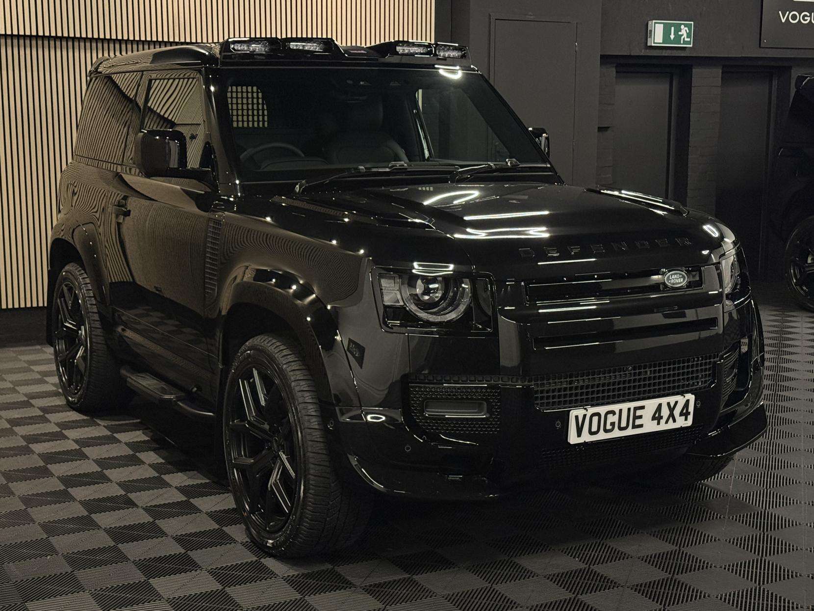 2025 LAND ROVER DEFENDER 90 2025 LAND ROVER DEFENDER 90