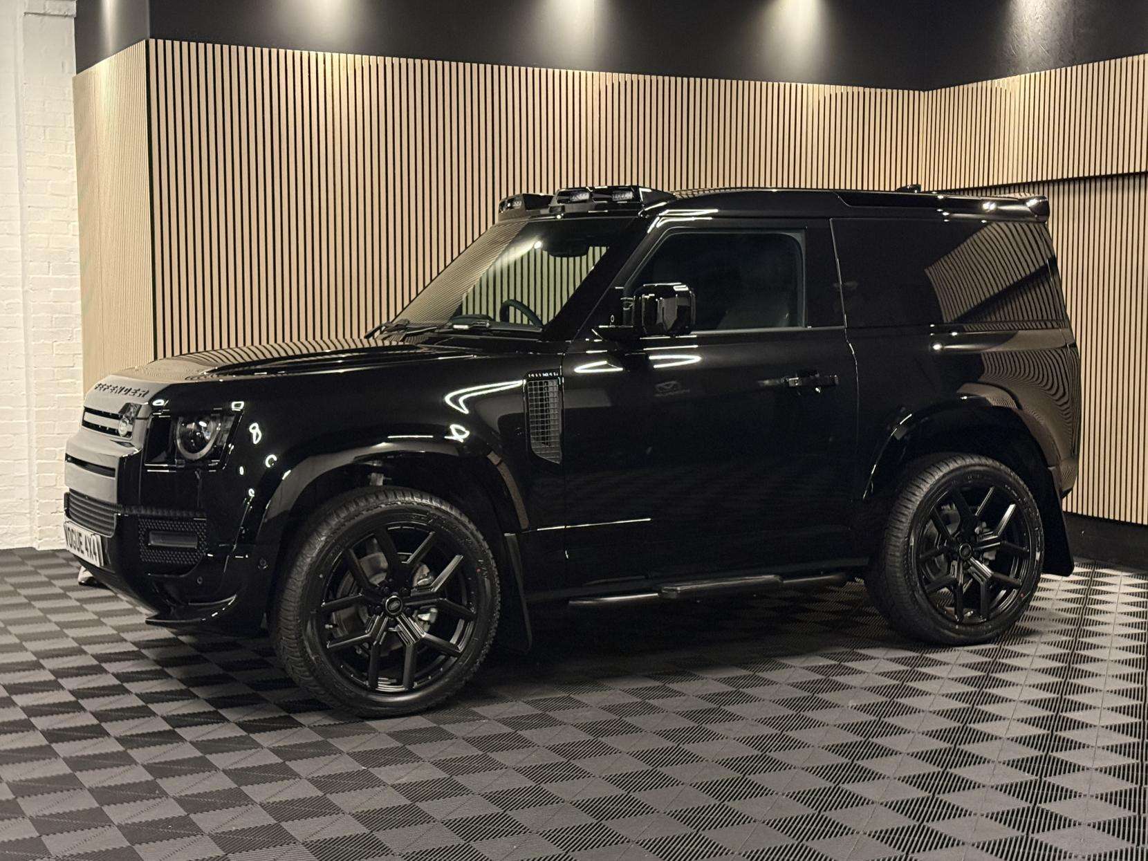 2025 LAND ROVER DEFENDER 90 2025 LAND ROVER DEFENDER 90