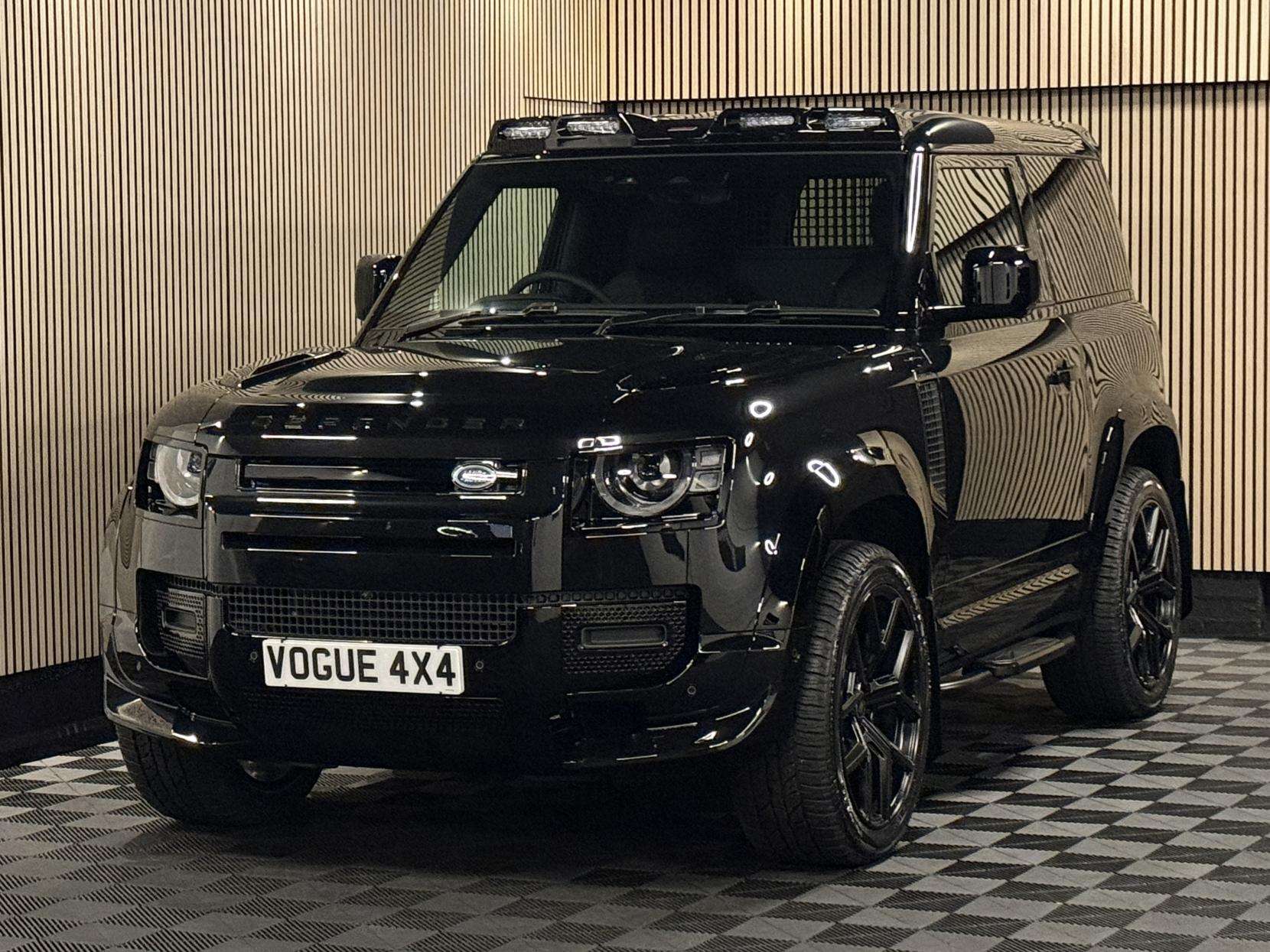 2025 LAND ROVER DEFENDER 90 2025 LAND ROVER DEFENDER 90