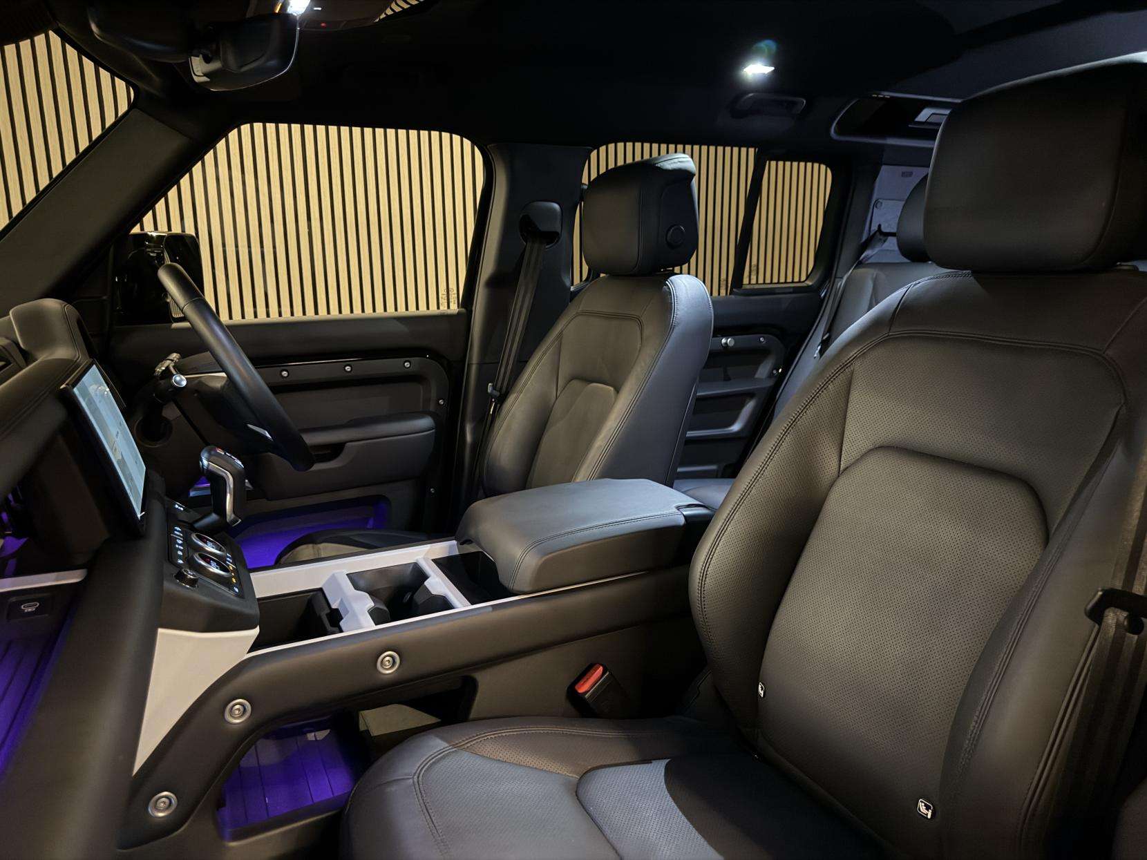 2024 LAND ROVER DEFENDER 110 2024 LAND ROVER DEFENDER 110