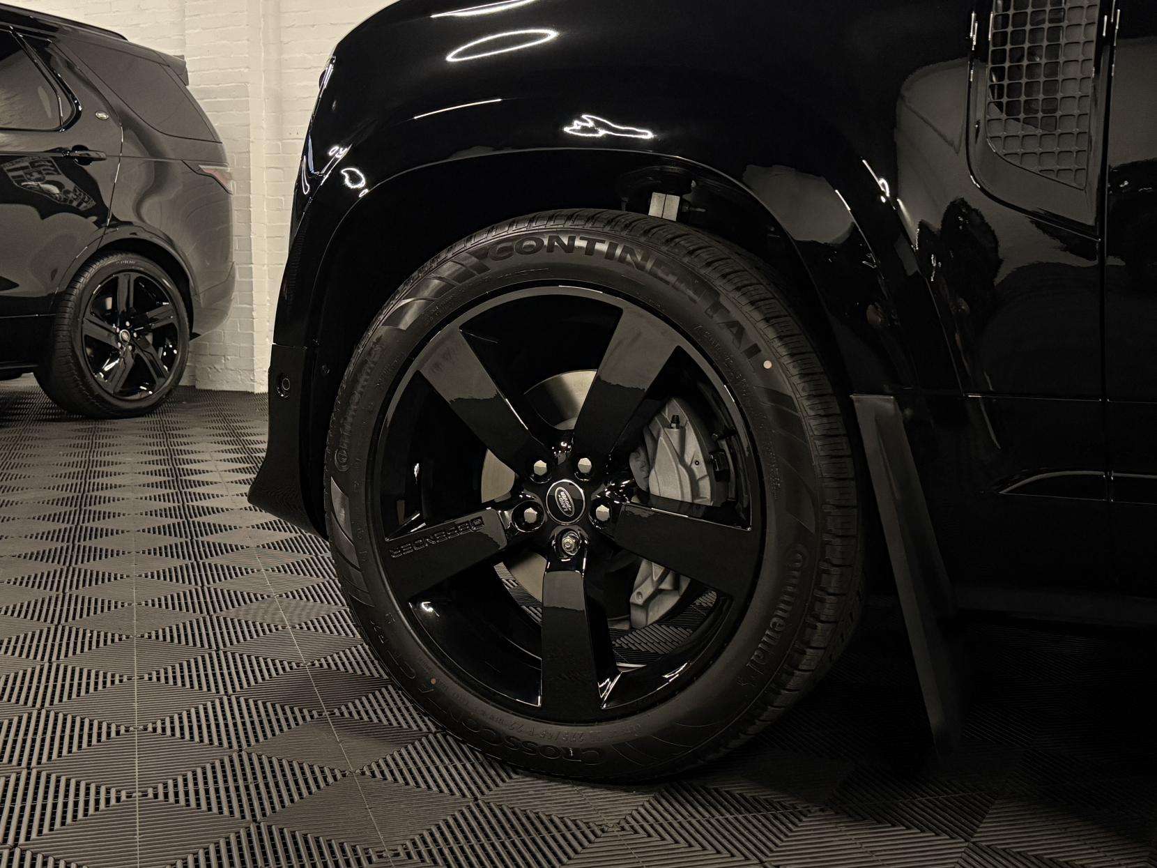 2025 LAND ROVER DEFENDER 110 2025 LAND ROVER DEFENDER 110