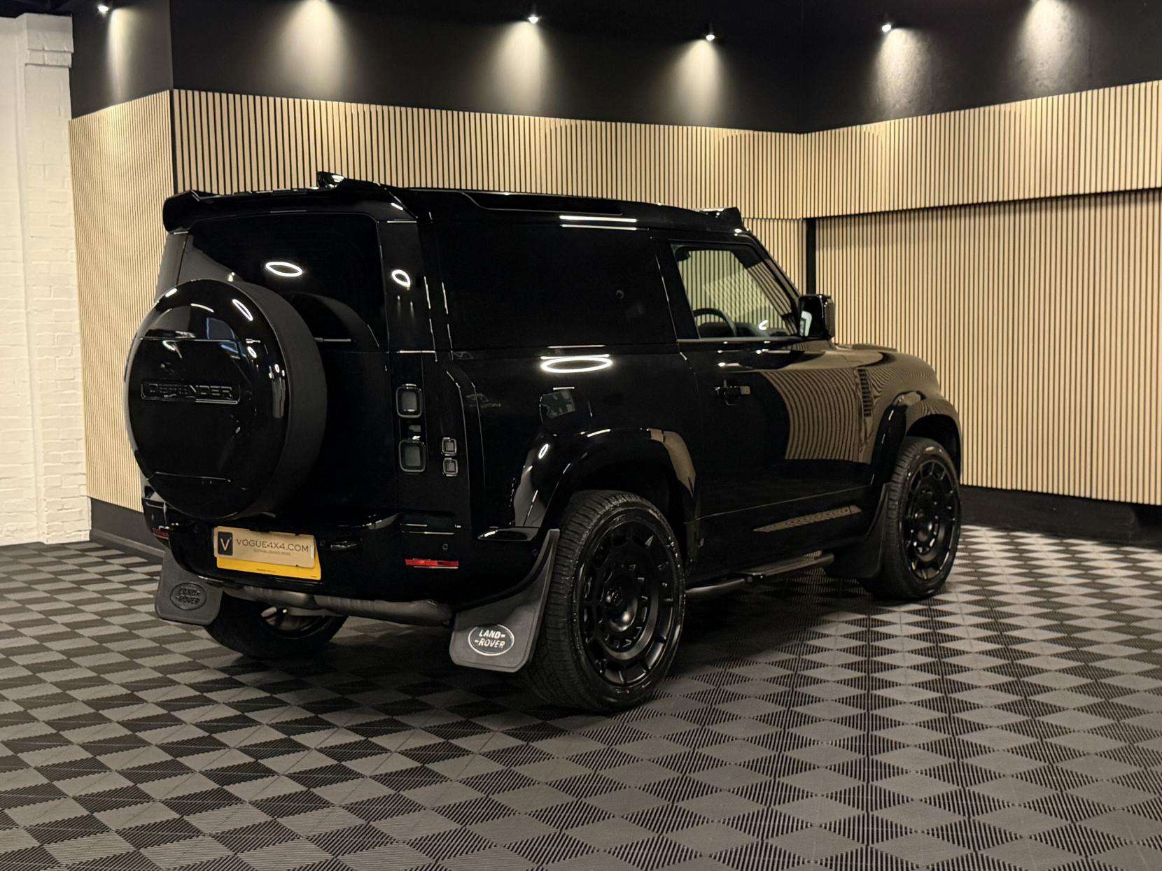 2025 LAND ROVER DEFENDER 90 2025 LAND ROVER DEFENDER 90