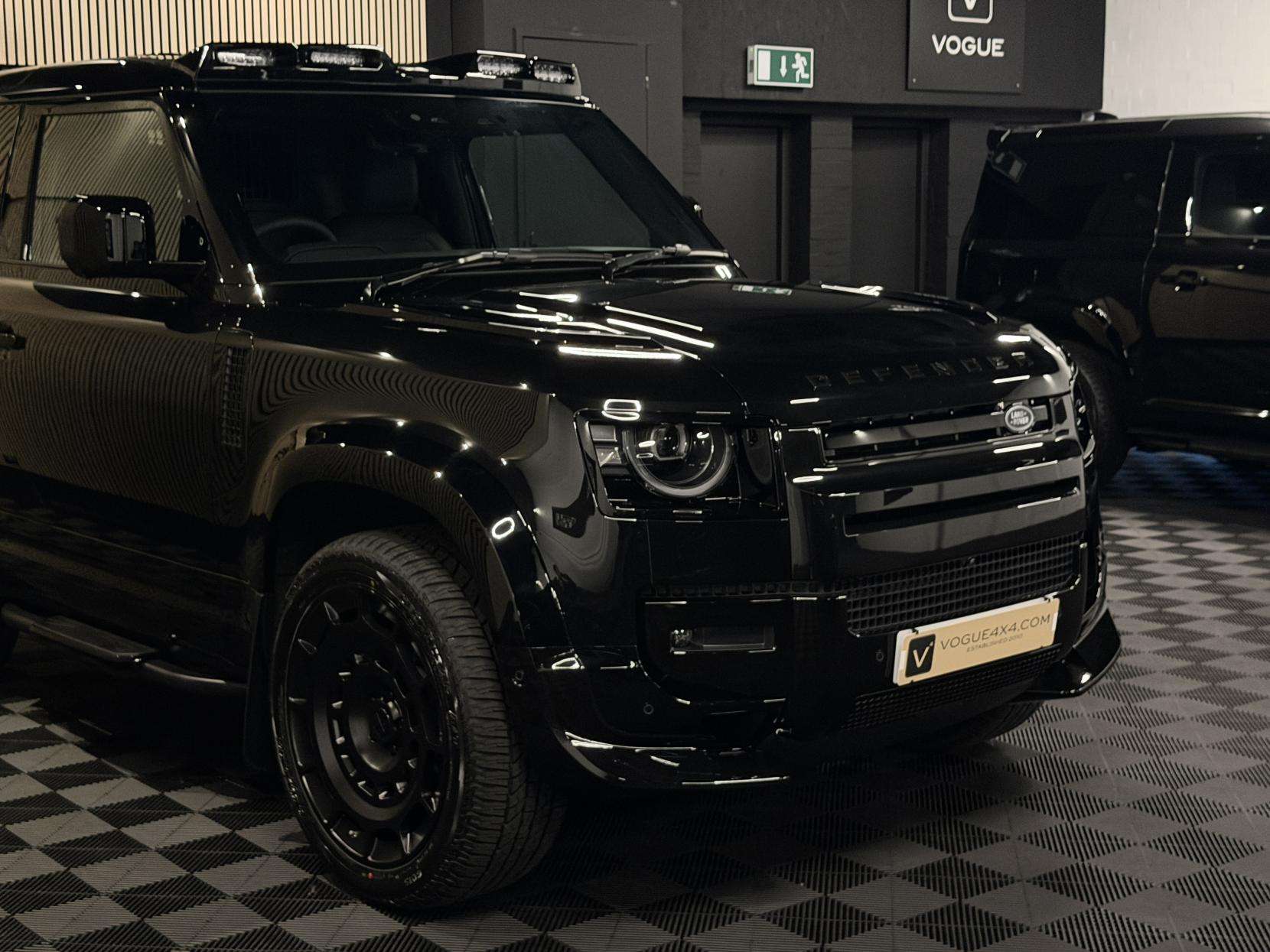 2025 LAND ROVER DEFENDER 90 2025 LAND ROVER DEFENDER 90