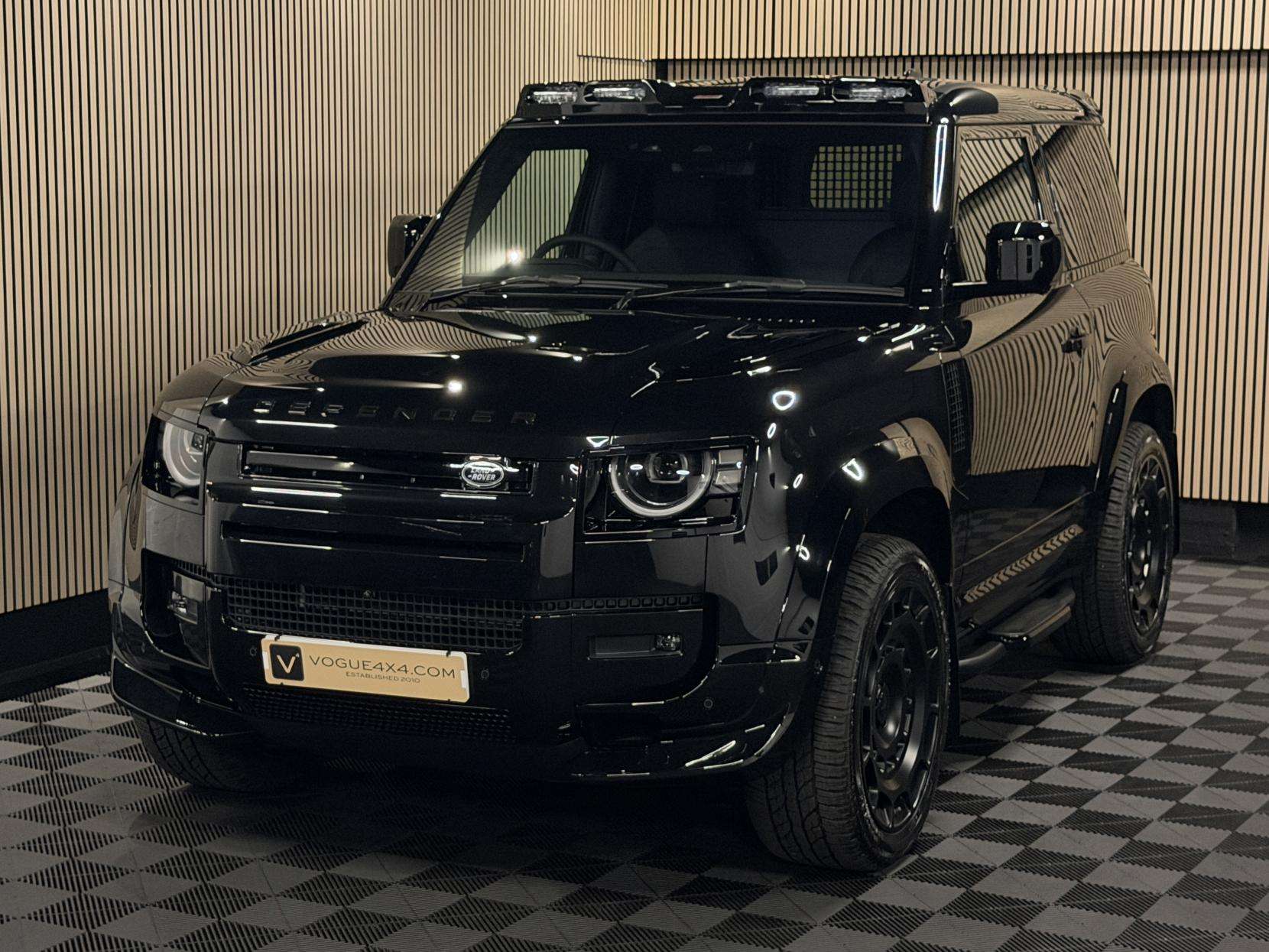 2025 LAND ROVER DEFENDER 90 2025 LAND ROVER DEFENDER 90