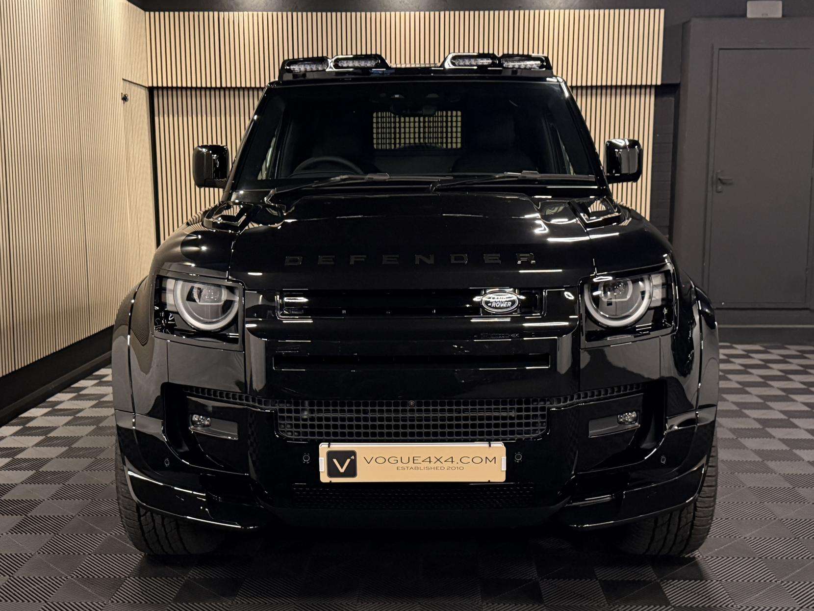 2025 LAND ROVER DEFENDER 90 2025 LAND ROVER DEFENDER 90