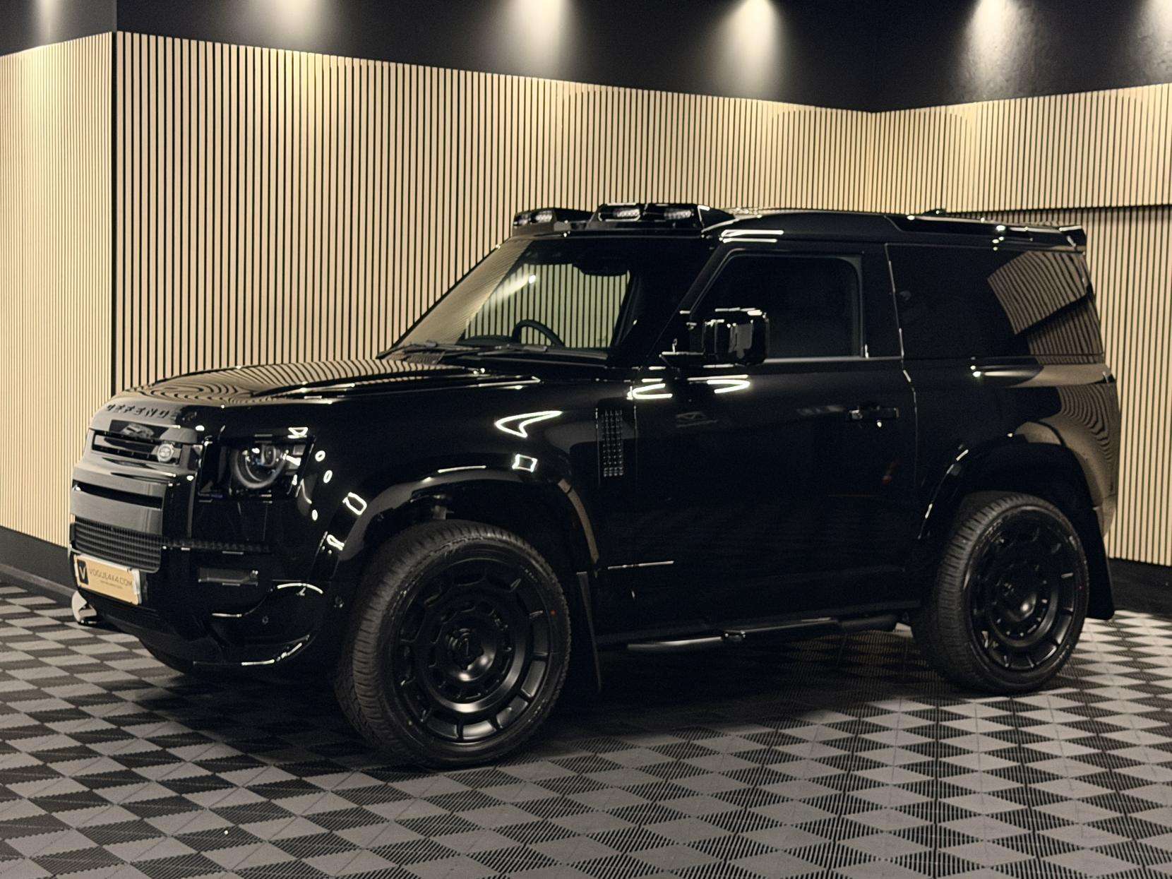 2025 LAND ROVER DEFENDER 90 2025 LAND ROVER DEFENDER 90