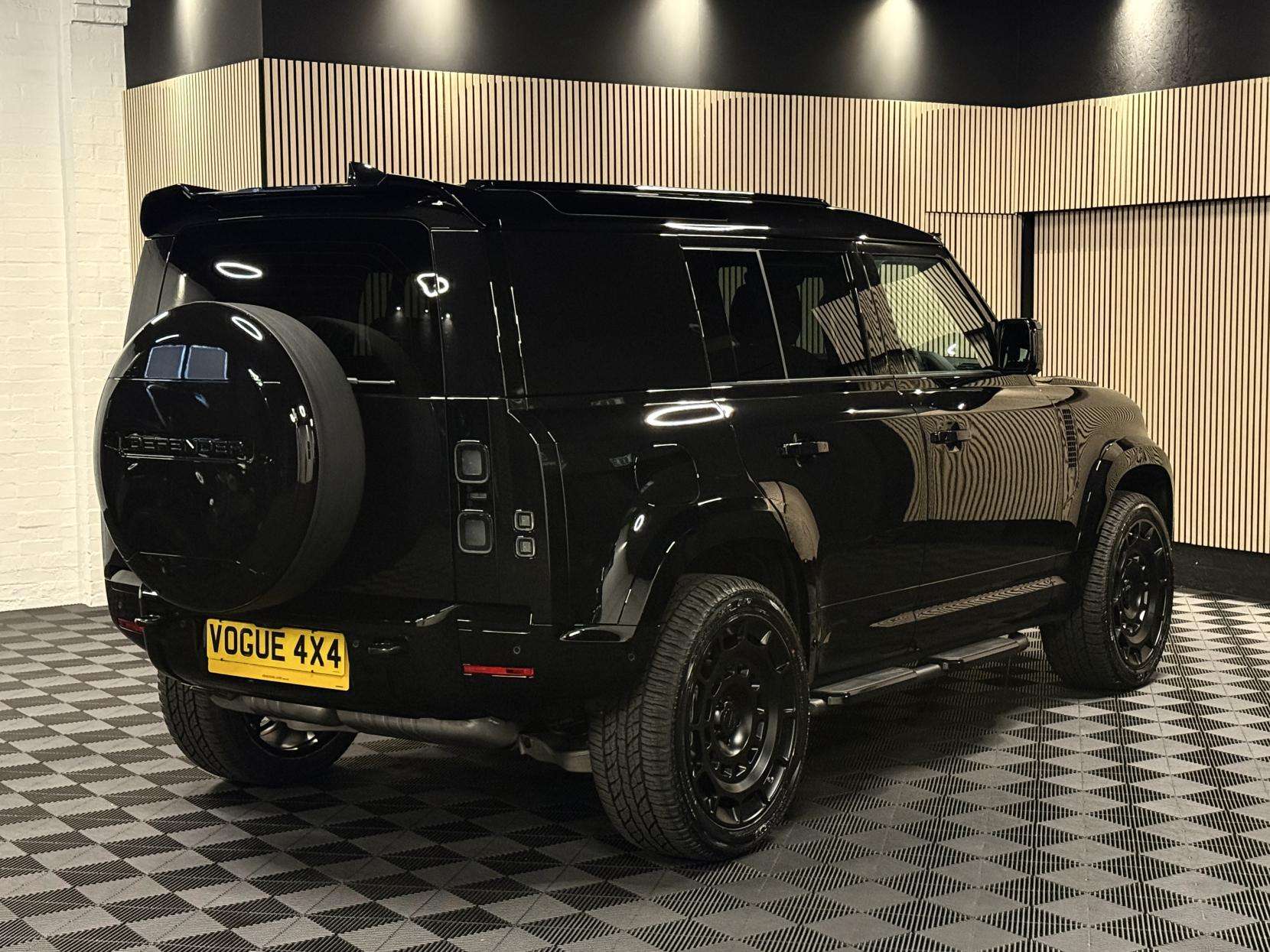 2025 LAND ROVER DEFENDER 110 2025 LAND ROVER DEFENDER 110