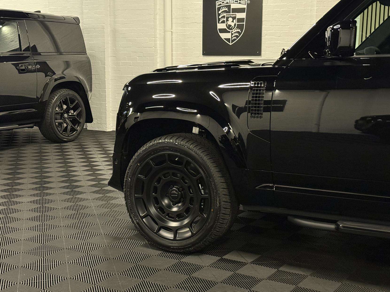 2025 LAND ROVER DEFENDER 110 2025 LAND ROVER DEFENDER 110